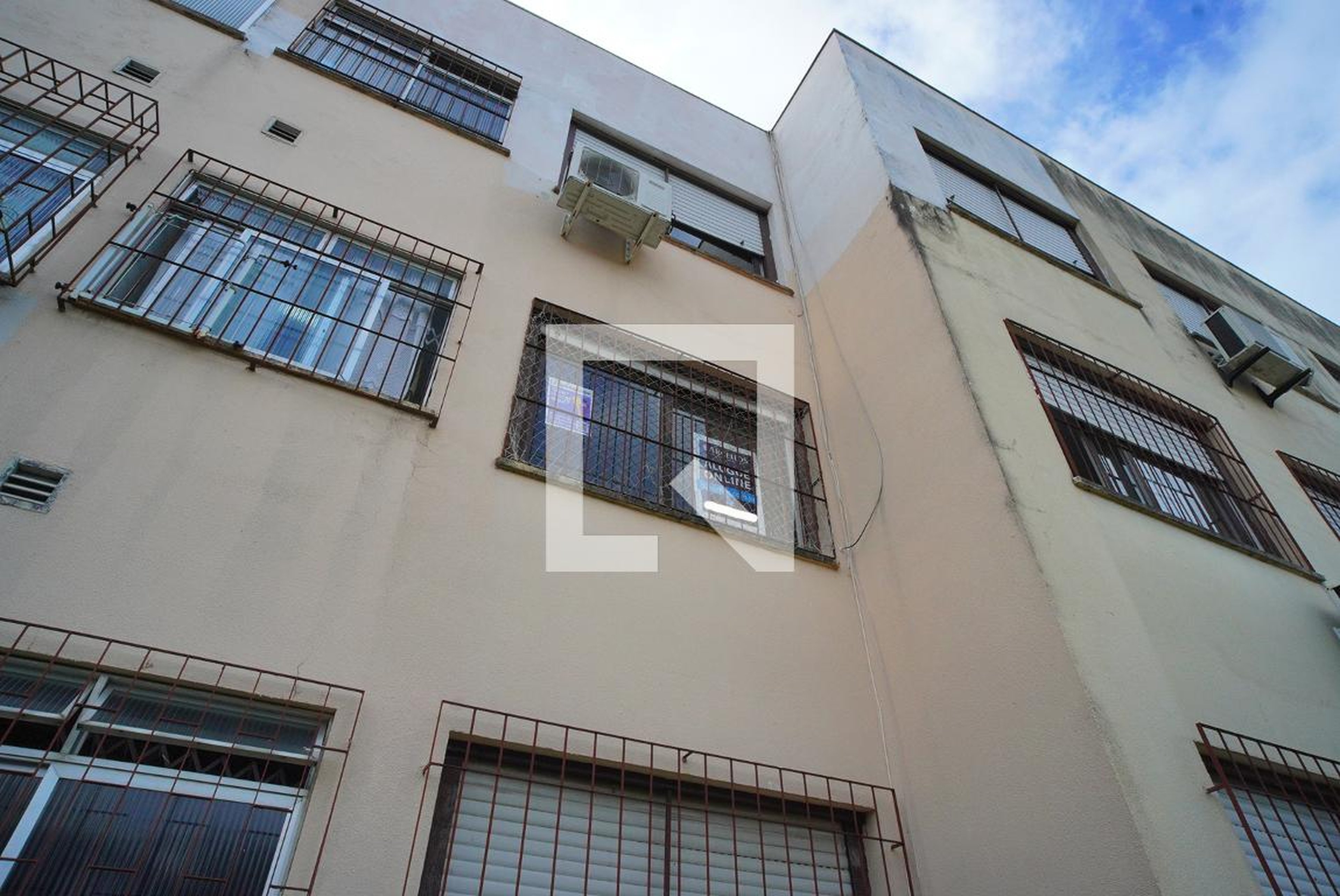 Fachada Condomínio em Rua Luís Lederman, 400