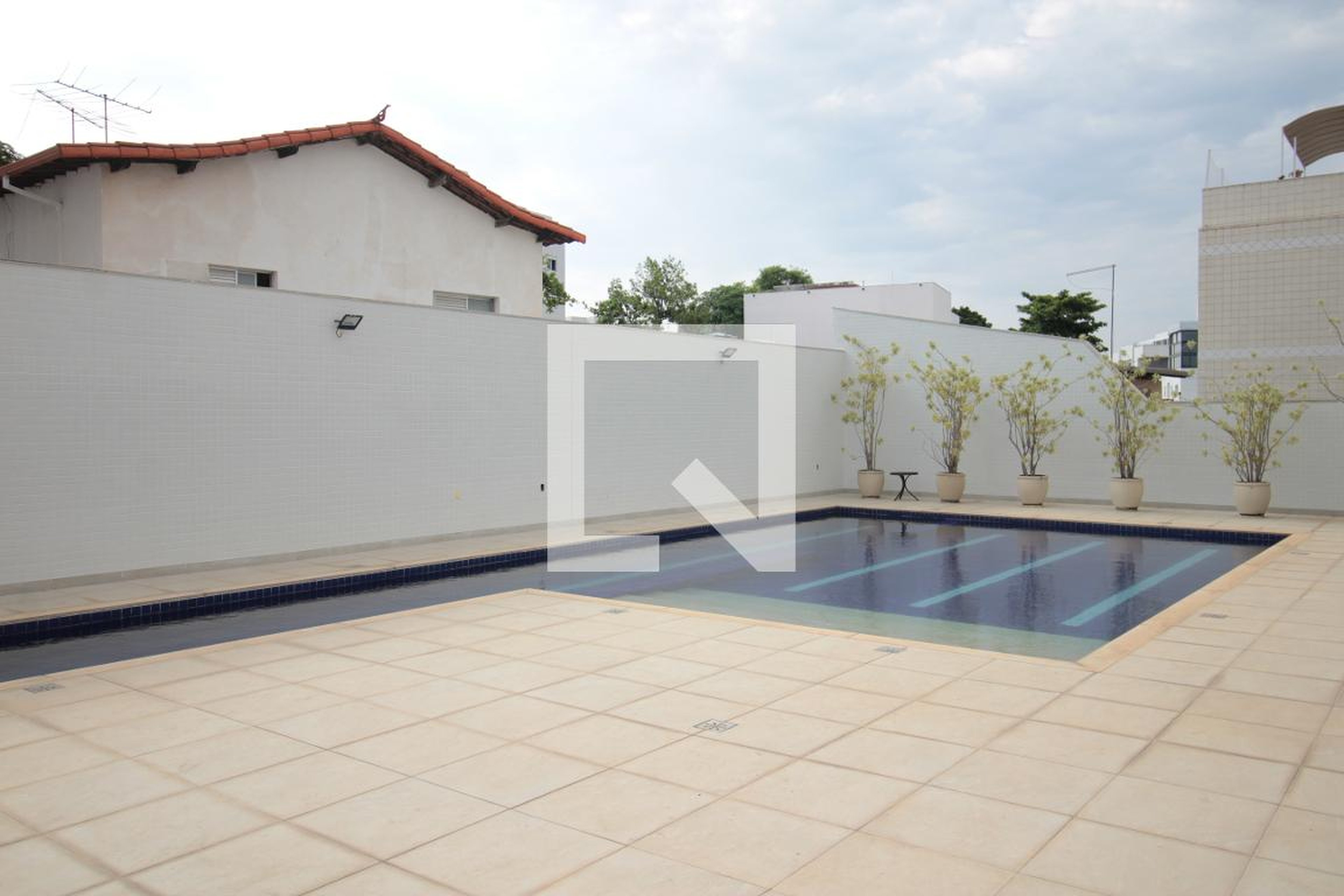 Piscina - Caminho dos Pássaros