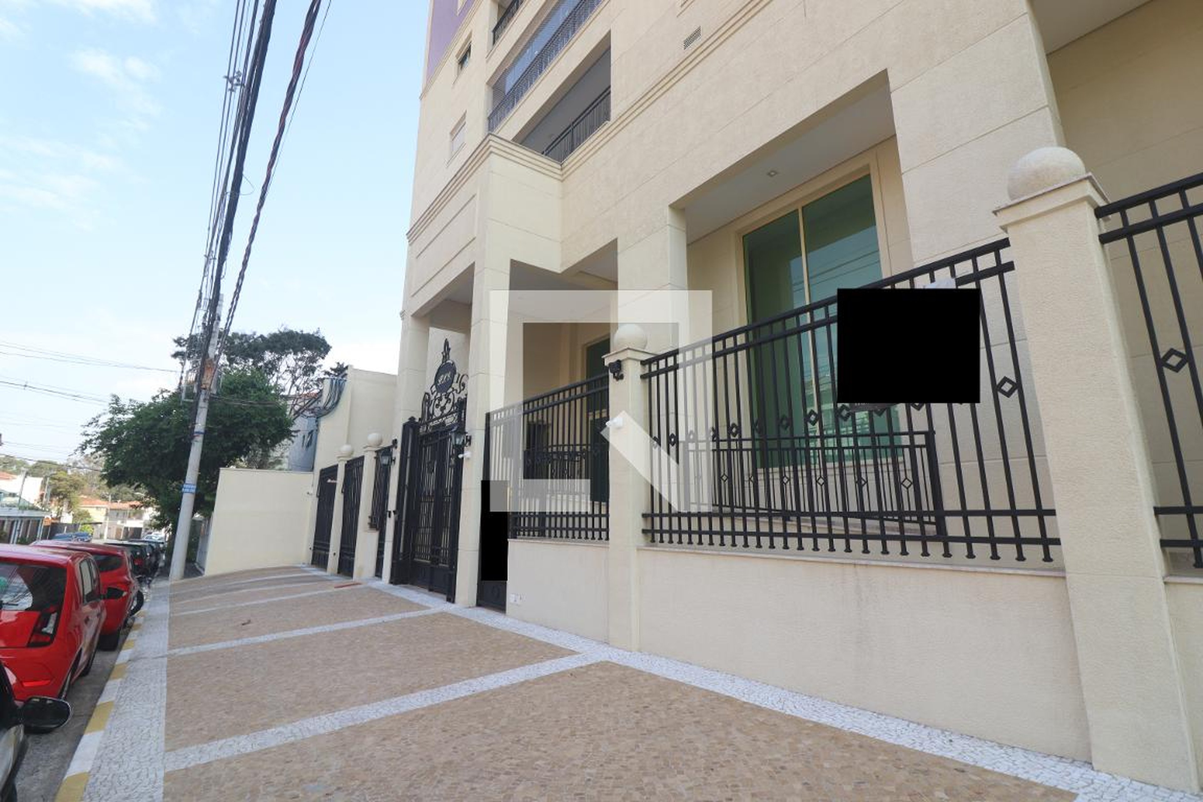 Fachada do condomínio Condomínio em Rua Almirante Noronha, 233