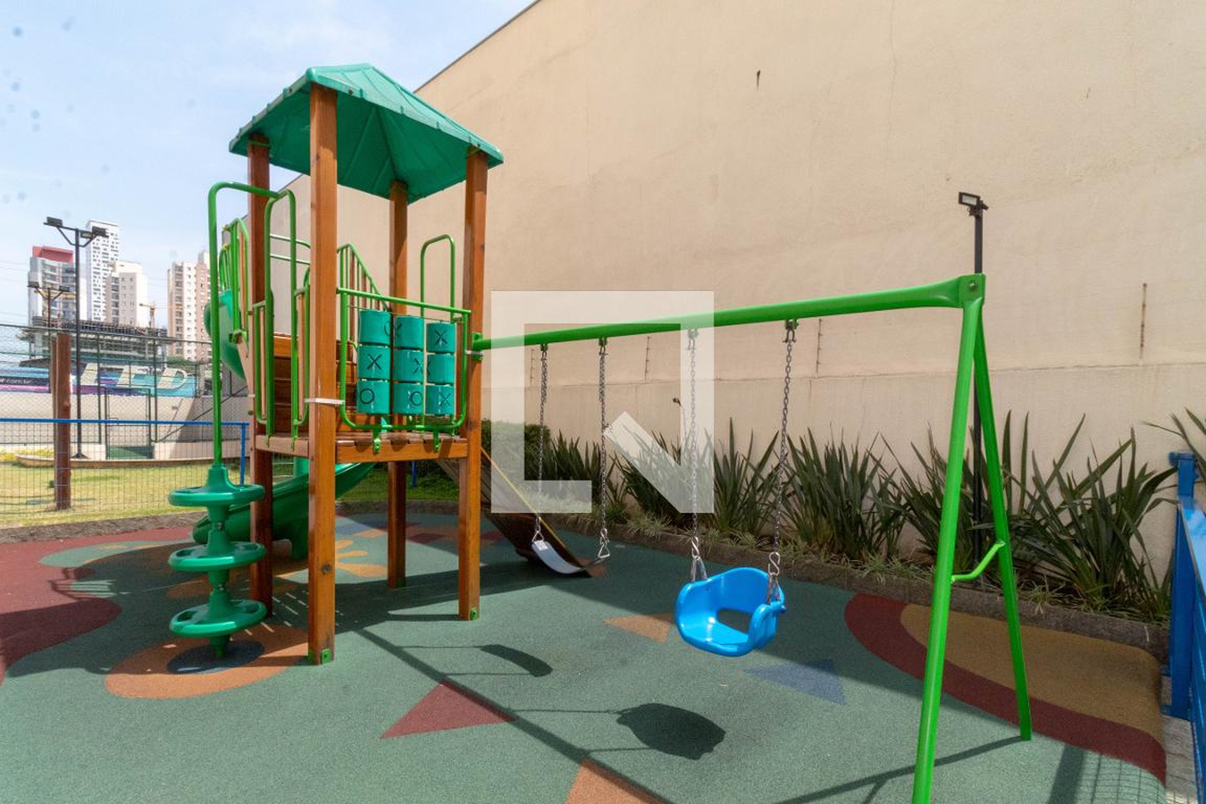 Playground - Quadra Azul