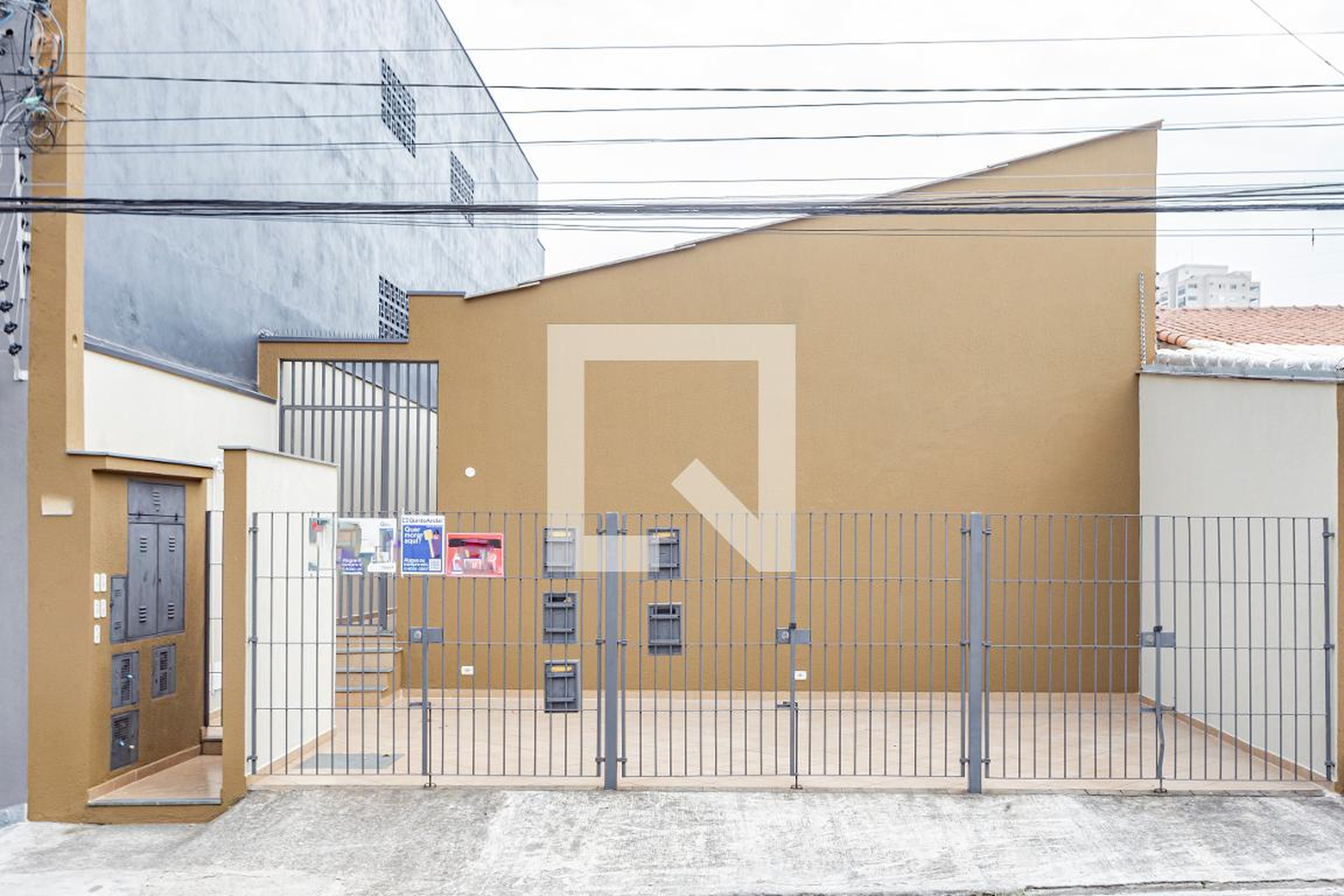 Fachada Condomínio em Rua Pérsia, 25