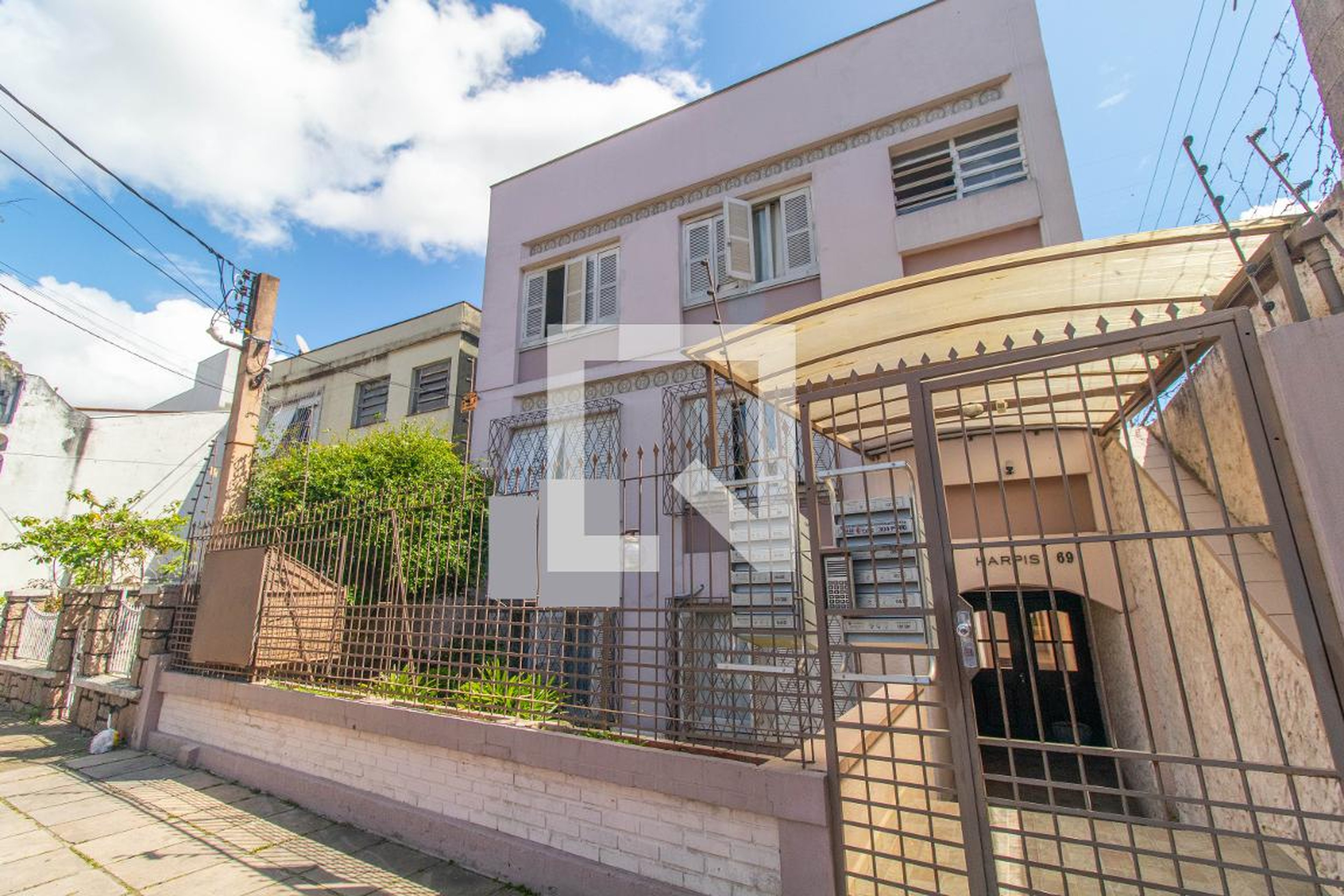 Fachada Condomínio em Rua 20 de Setembro, 100