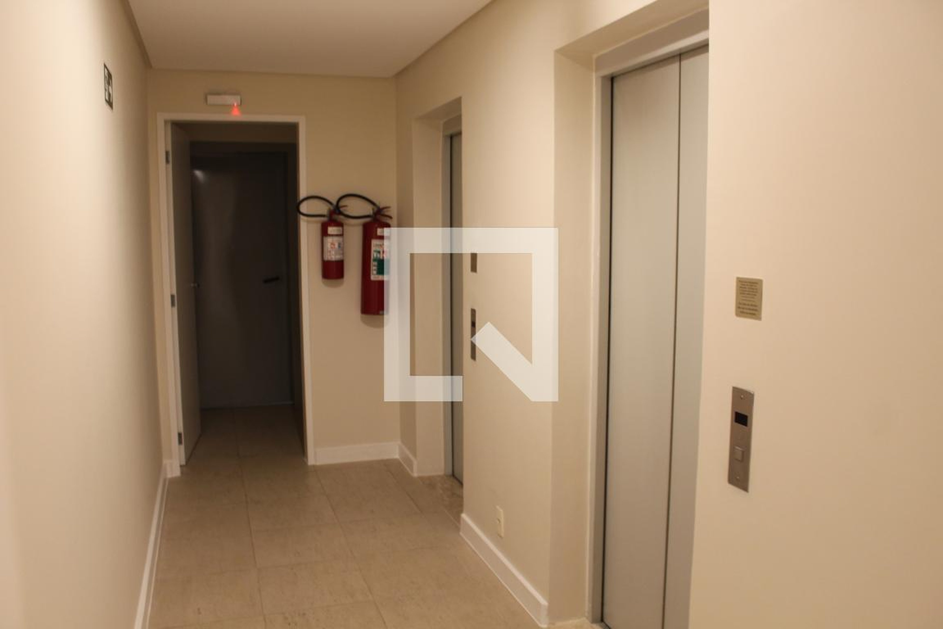 Elevador - Varanda Pompéia