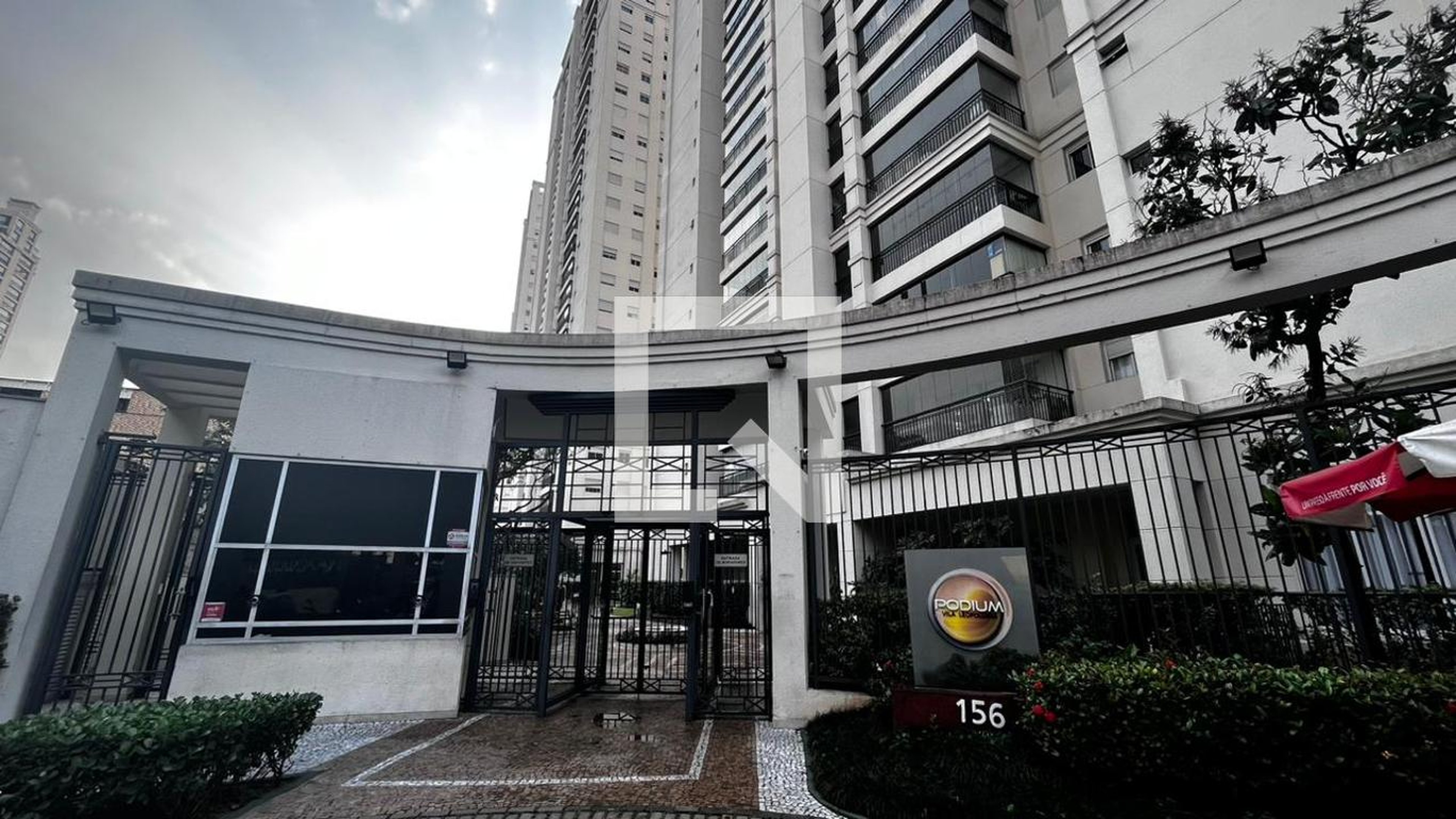 Fachada do Prédio Condomínio Podium Vila Leopoldina