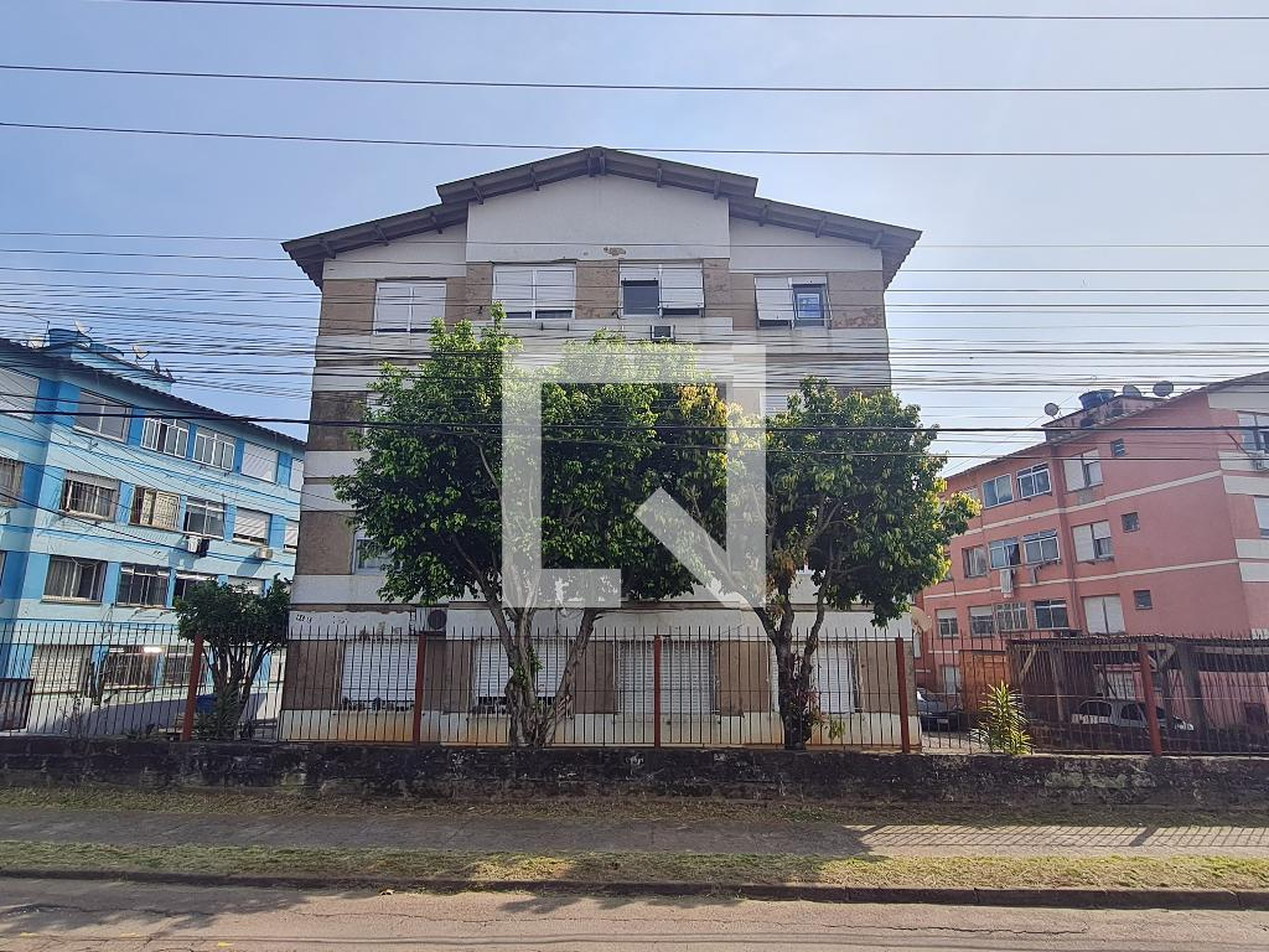 Fachada do condomínio Condomínio em Rua dos Maias, 3330