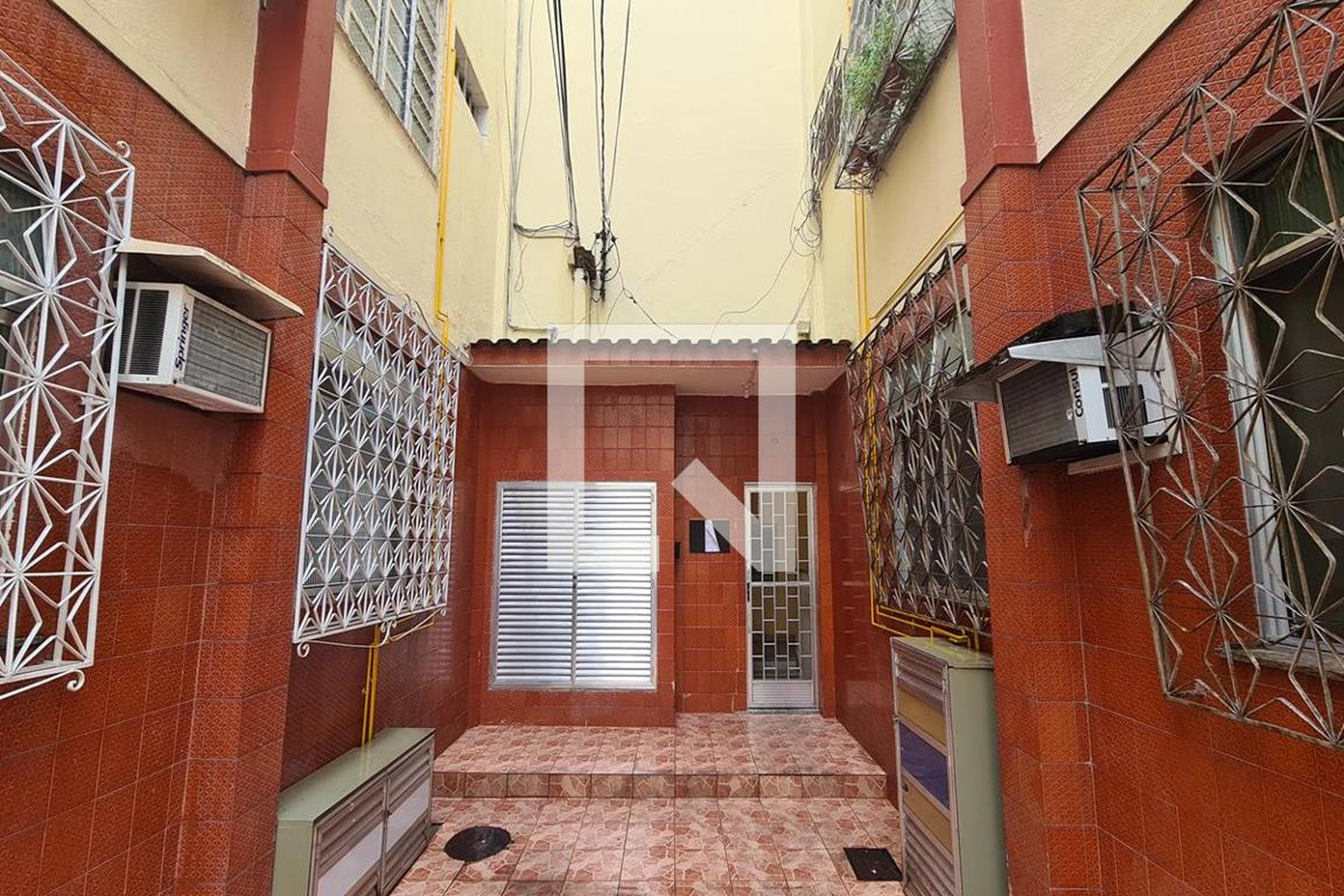 Hall de Entrada - Conjunto Residencial Bispo Lacerda