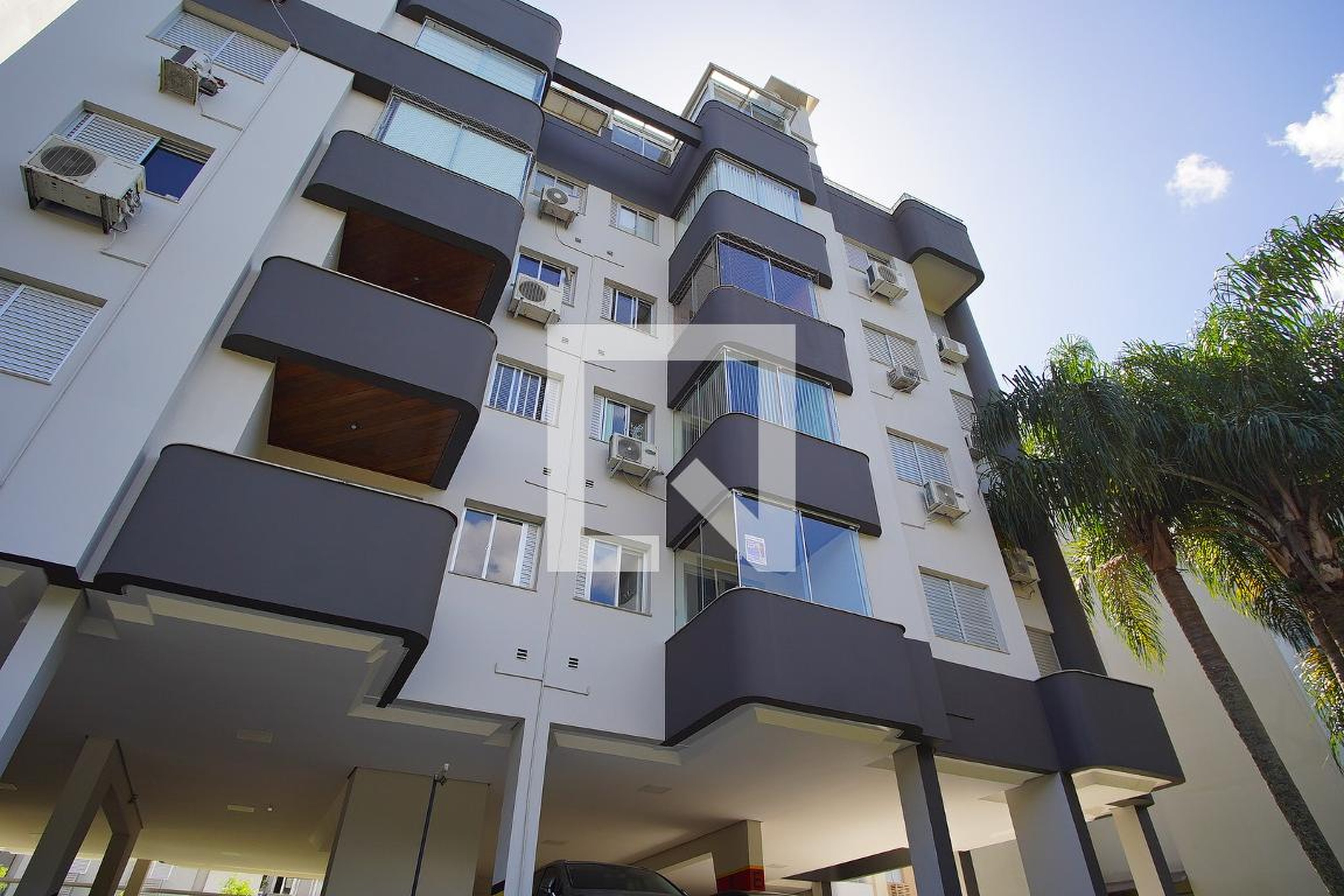 Fachada do Prédio Condomínio em Avenida das Raias, 651