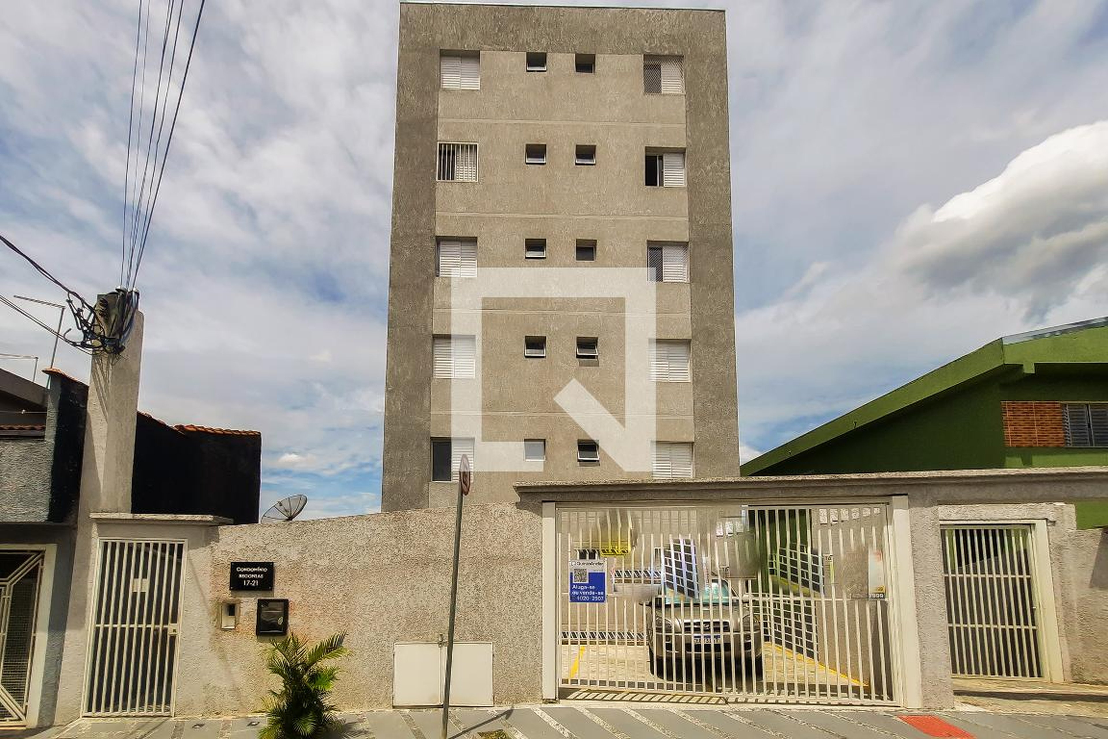 Fachada do Condomínio Condomínio Begonias