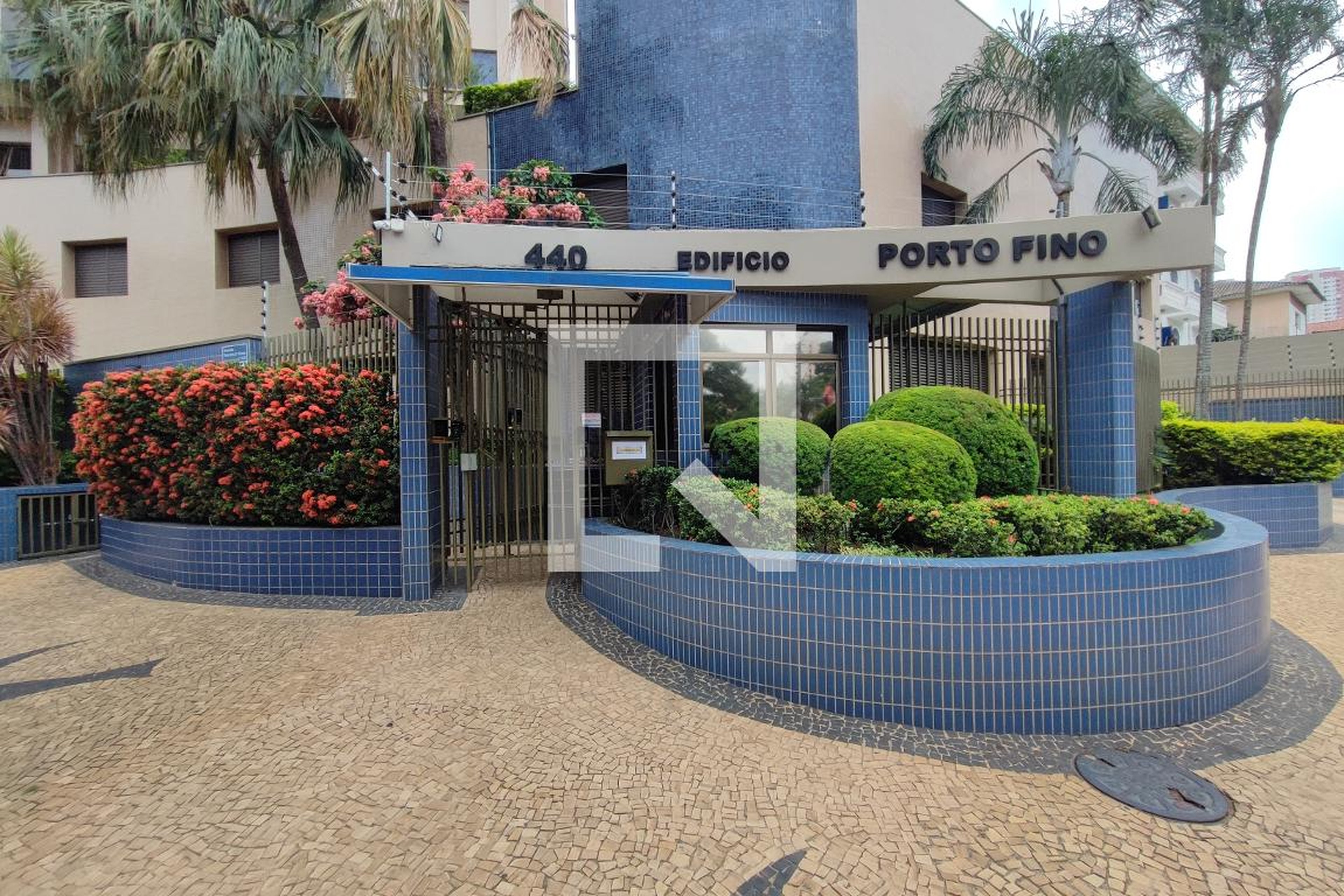 Fachada do Condomínio Condomínio Porto Fino