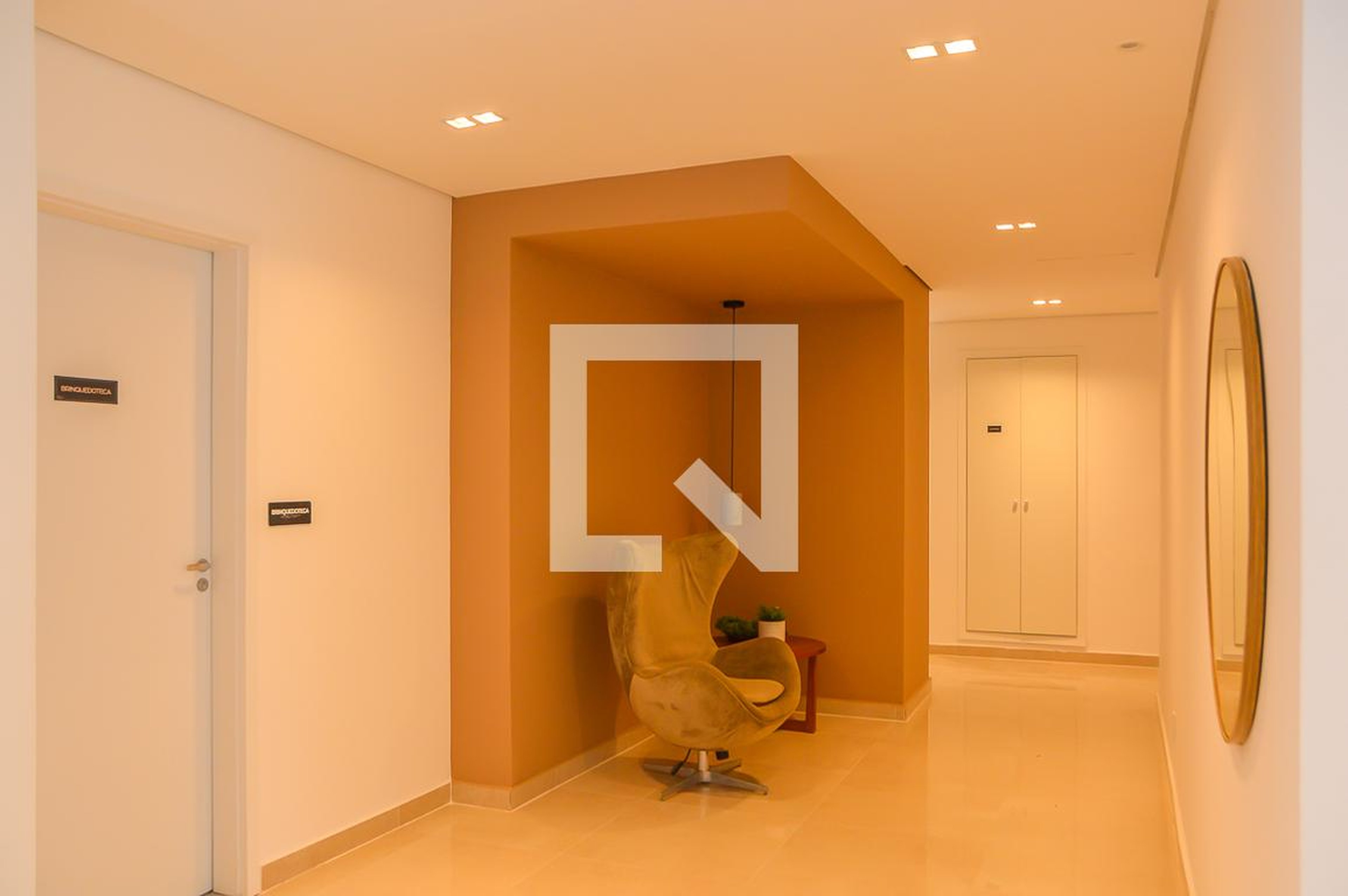 Hall de entrada Condomínio em Rua Luzitânia, 28