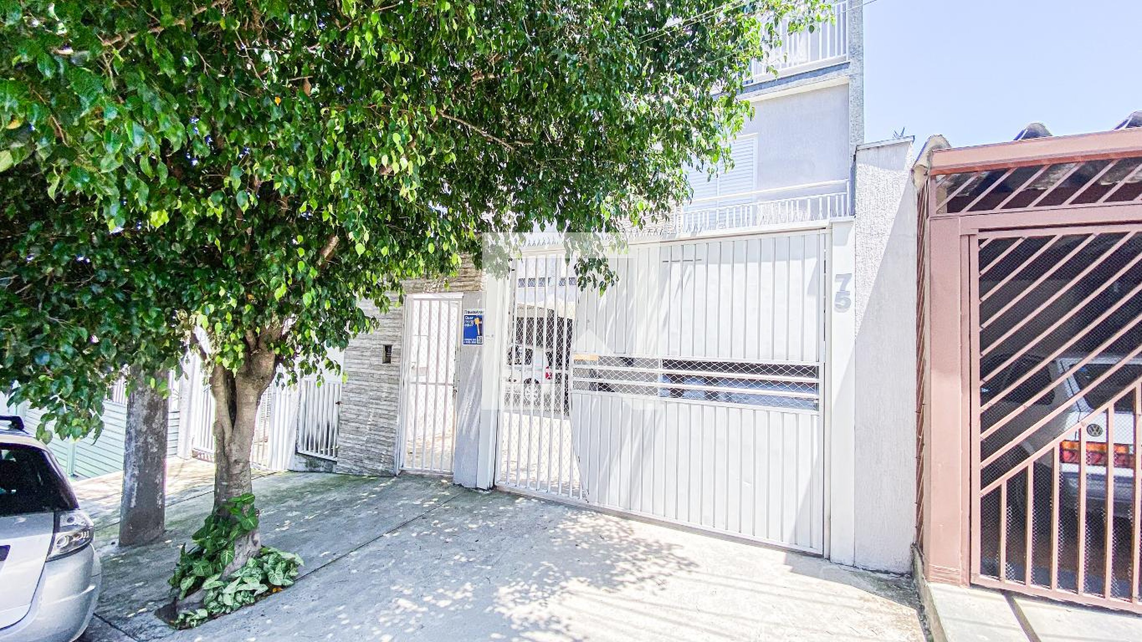 Fachada Condomínio em Rua Lombroso, 75