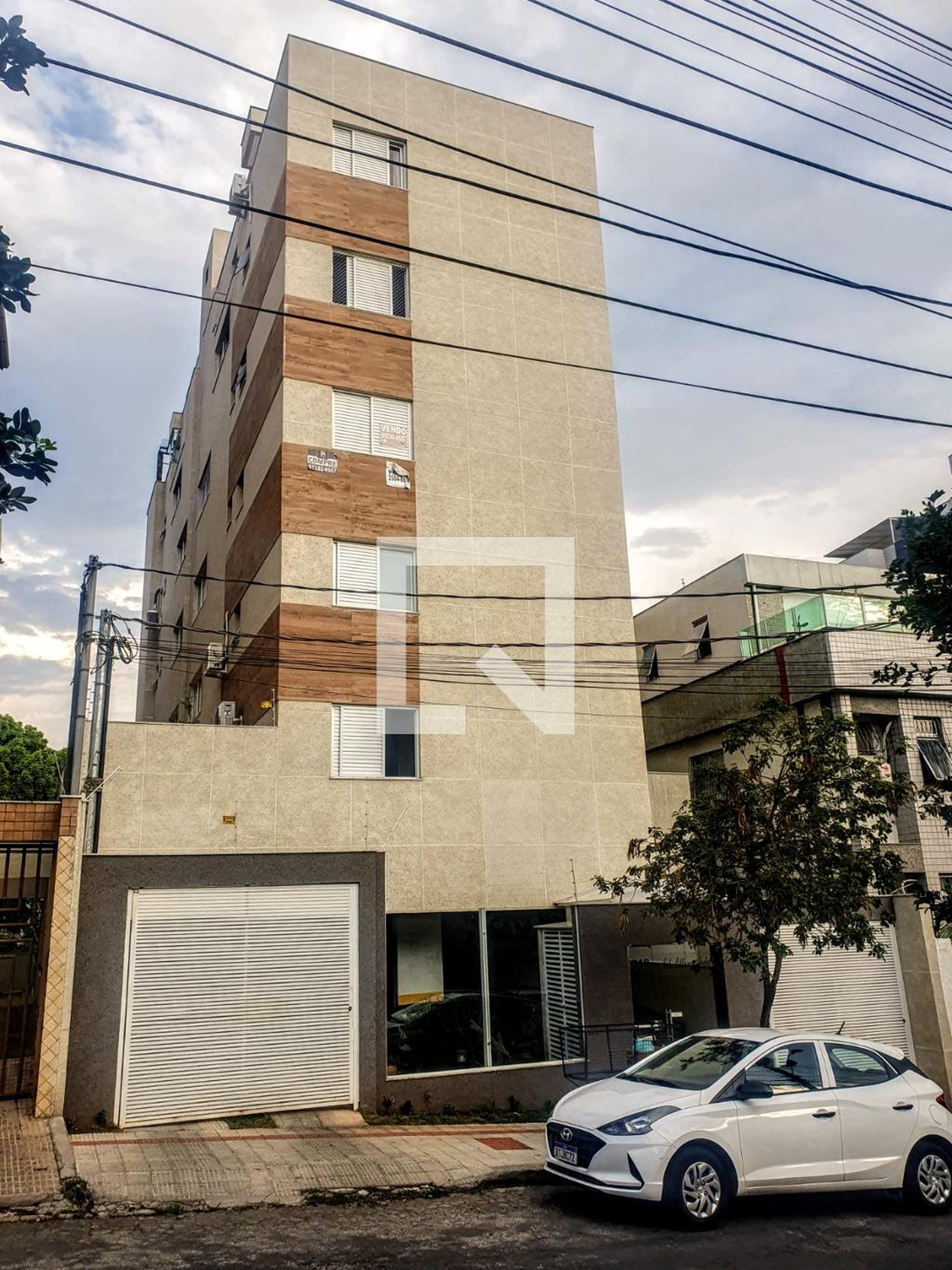 Fachada Condomínio em Rua Desembargador Afonso Lages, 319