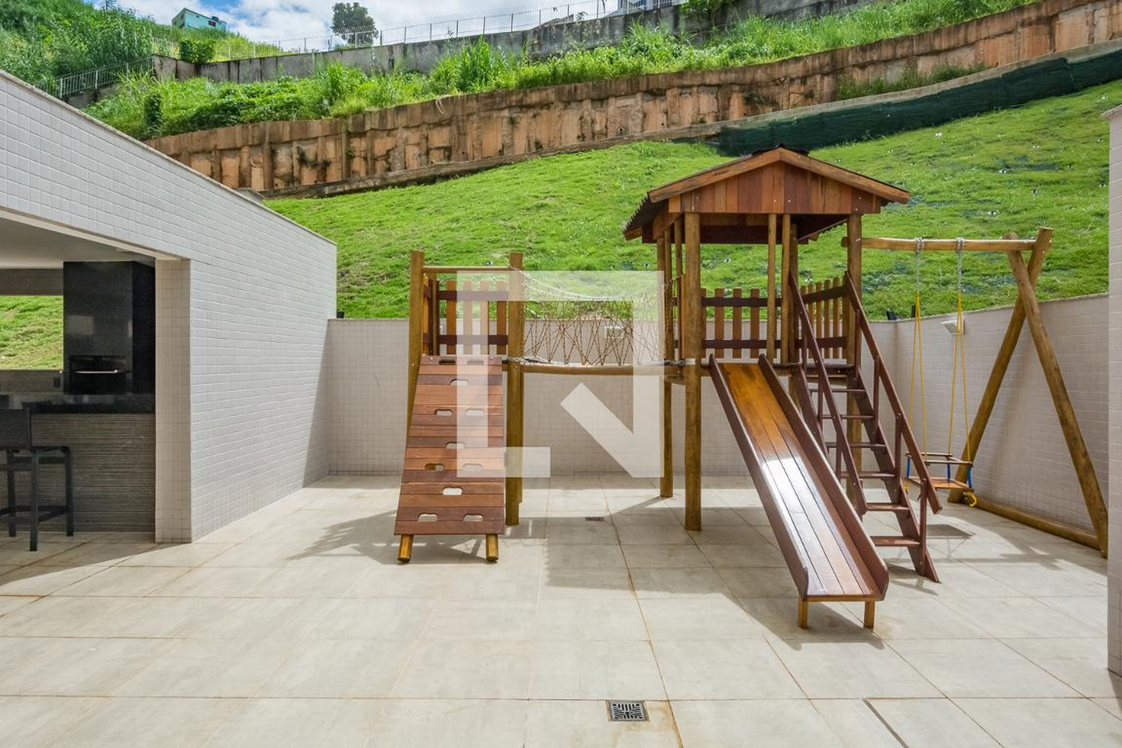 Playground - Edifício Alto do Luxemburgo