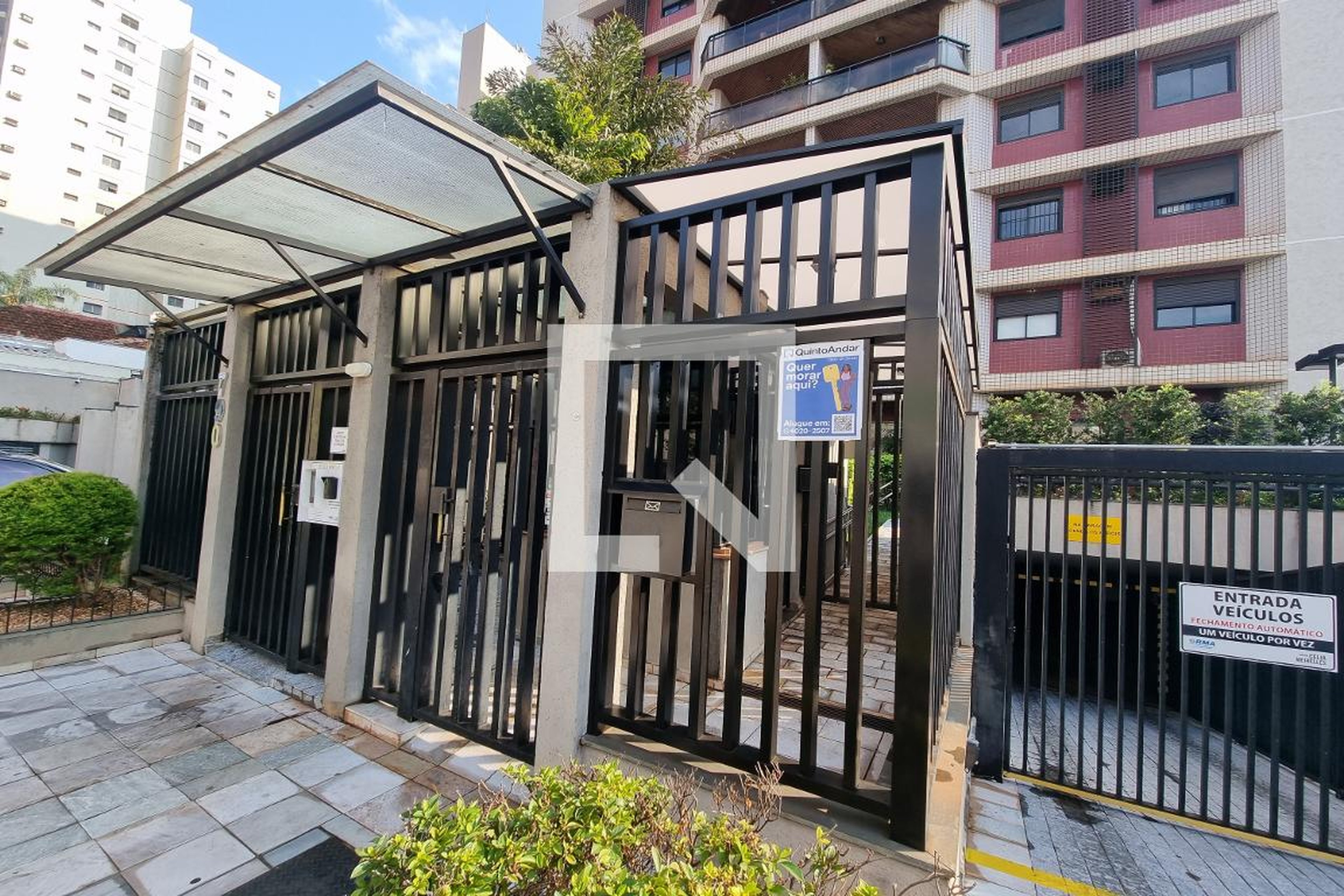 Fachada Edifício Célia Meirelles