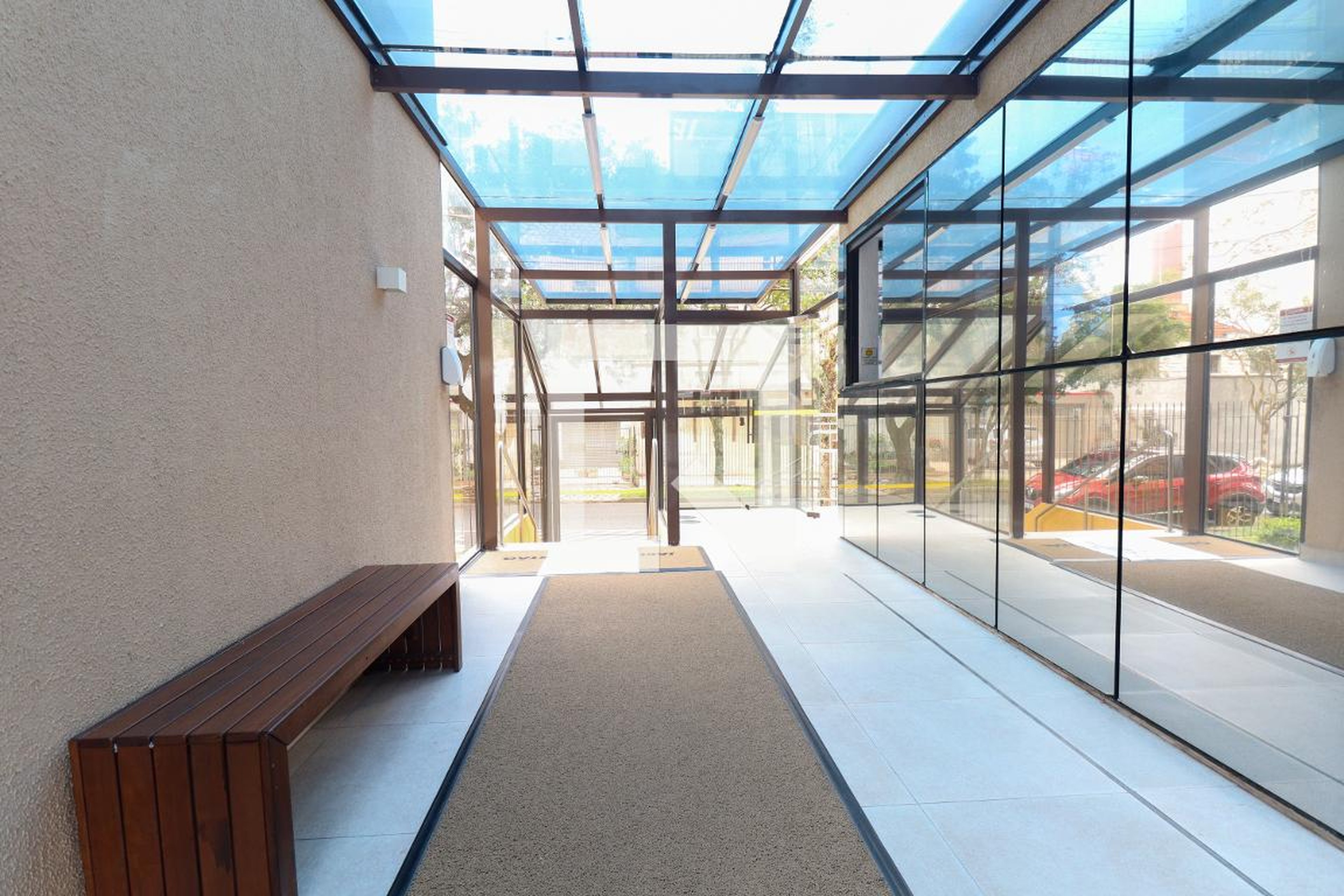 Hall de Entrada Condomínio Jardim do Portão