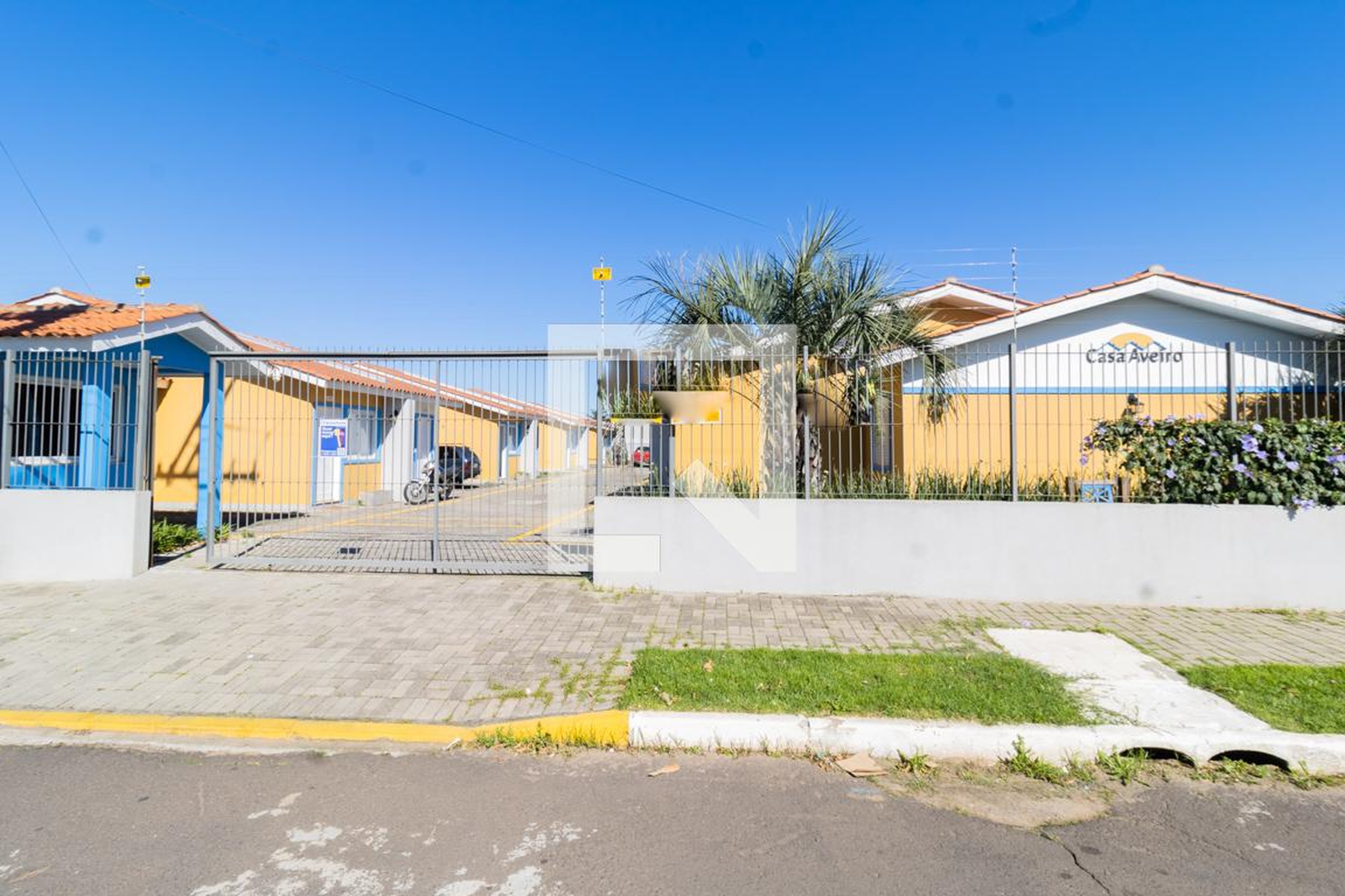 Fachada do Condomínio Condomínio Casa Aveiro