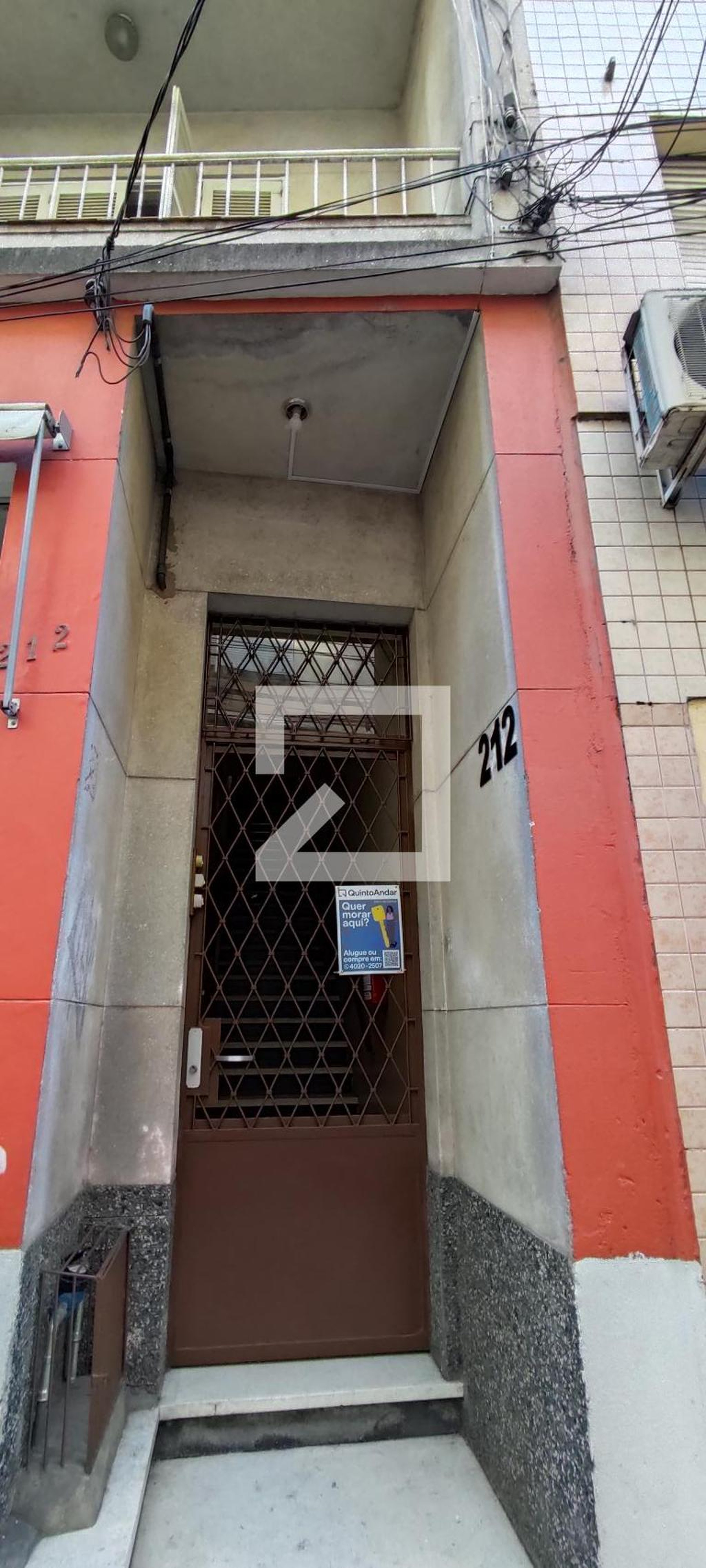 Fachada do Prédio Condomínio em Rua Espírito Santo, 212