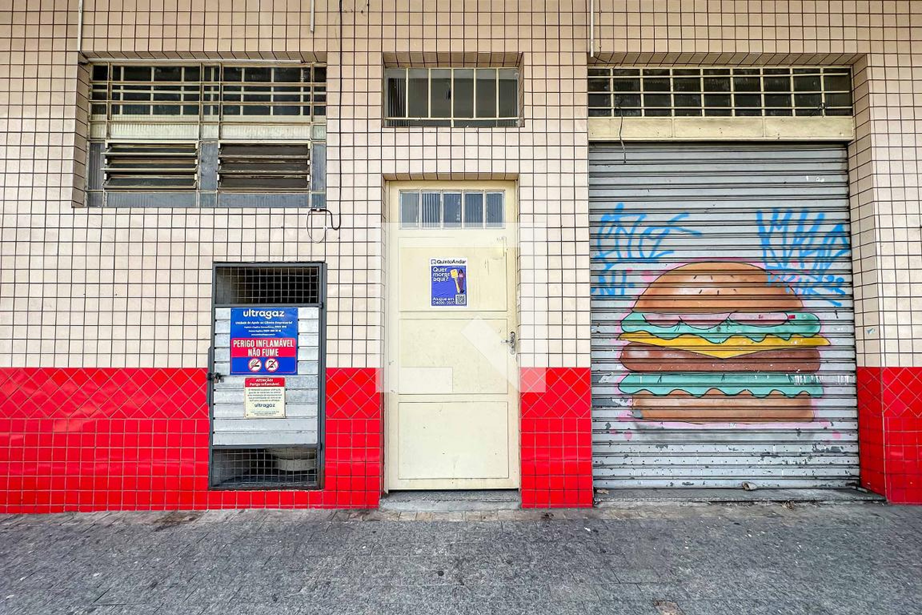 Fachada Condomínio em Rua Doutor Zuquim, 1496