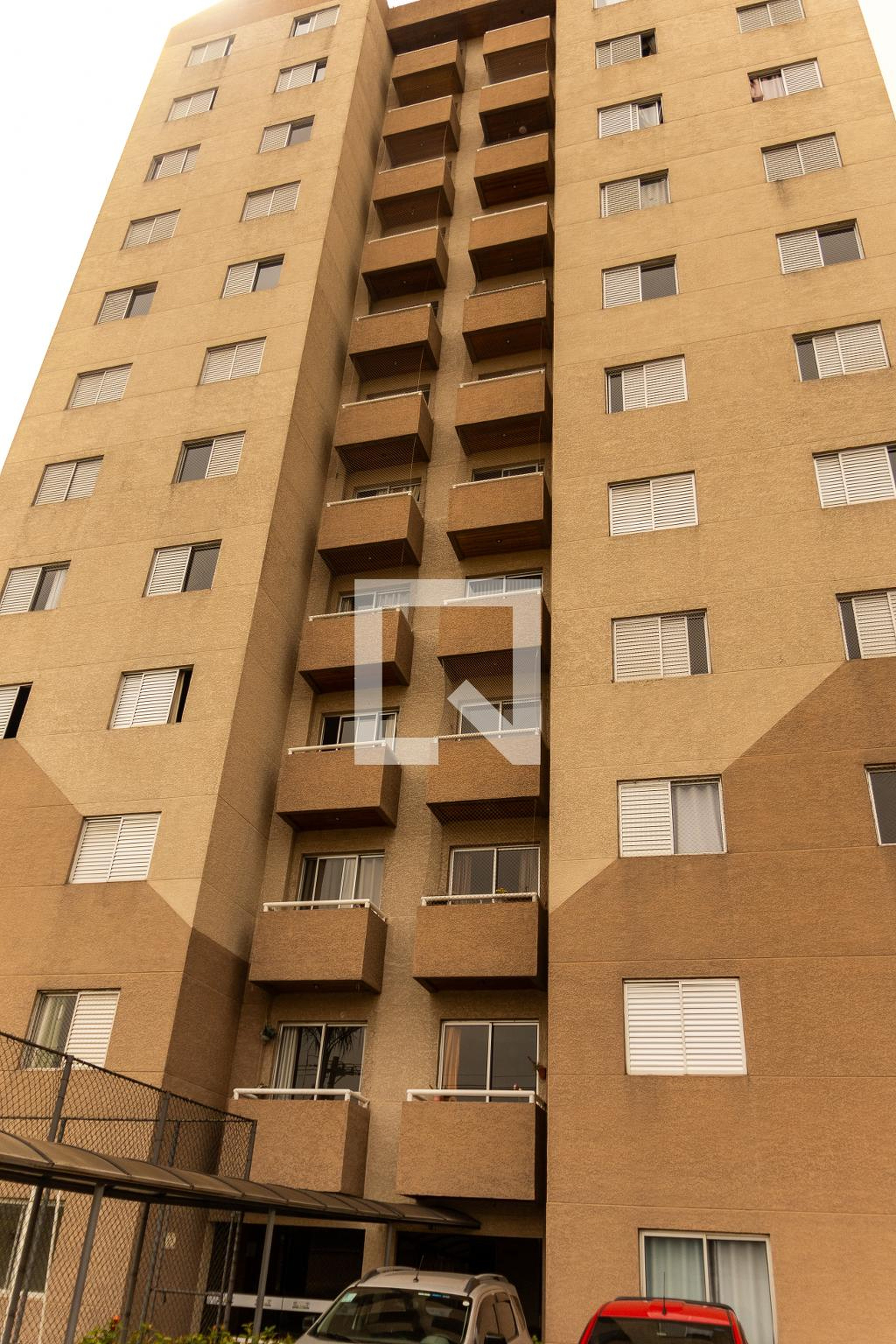 Fachada do Prédio Condomínio em Rua Luís Henrique de Oliveira, 11