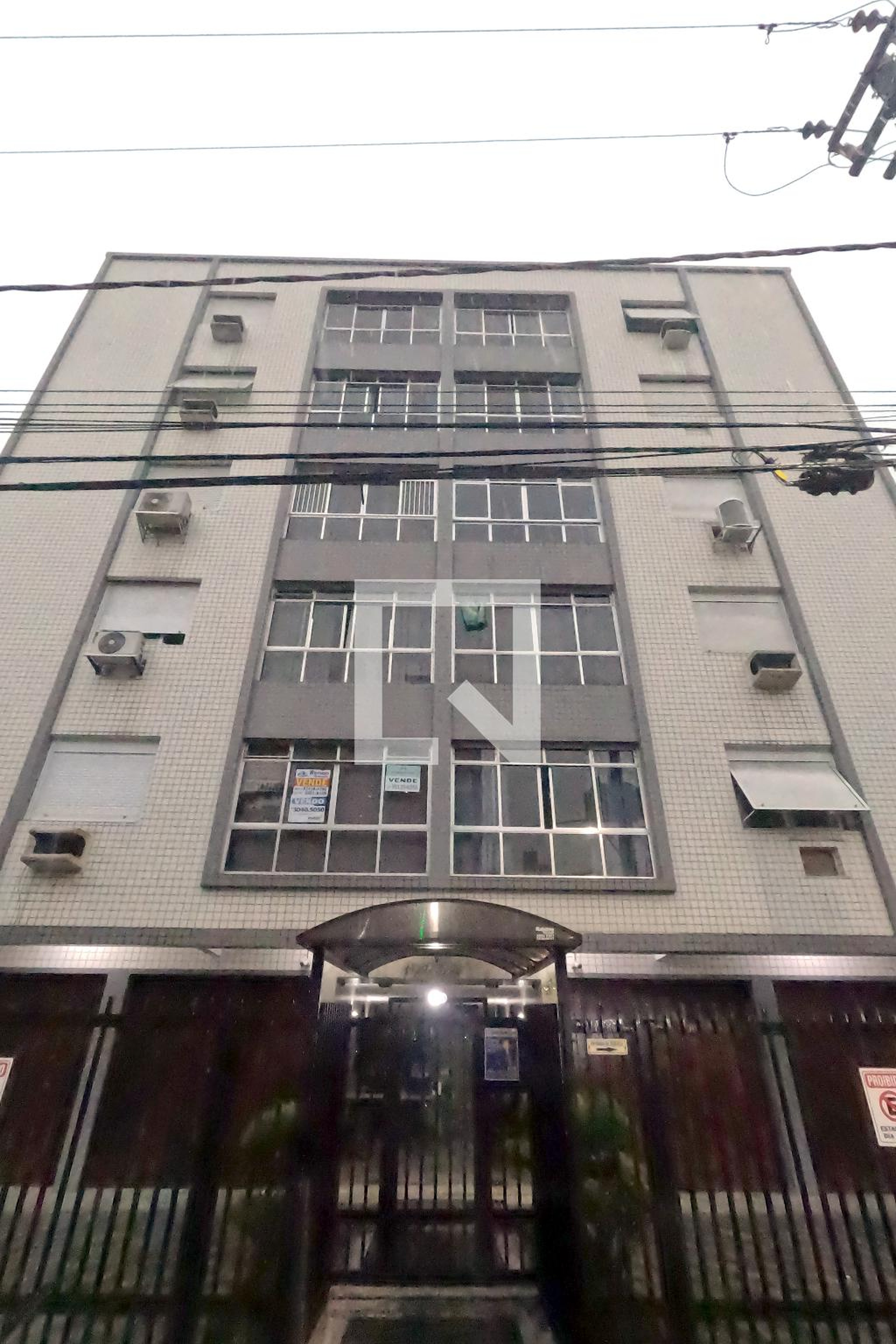 Fachada Condomínio em Avenida Senador Pinheiro Machado, 953