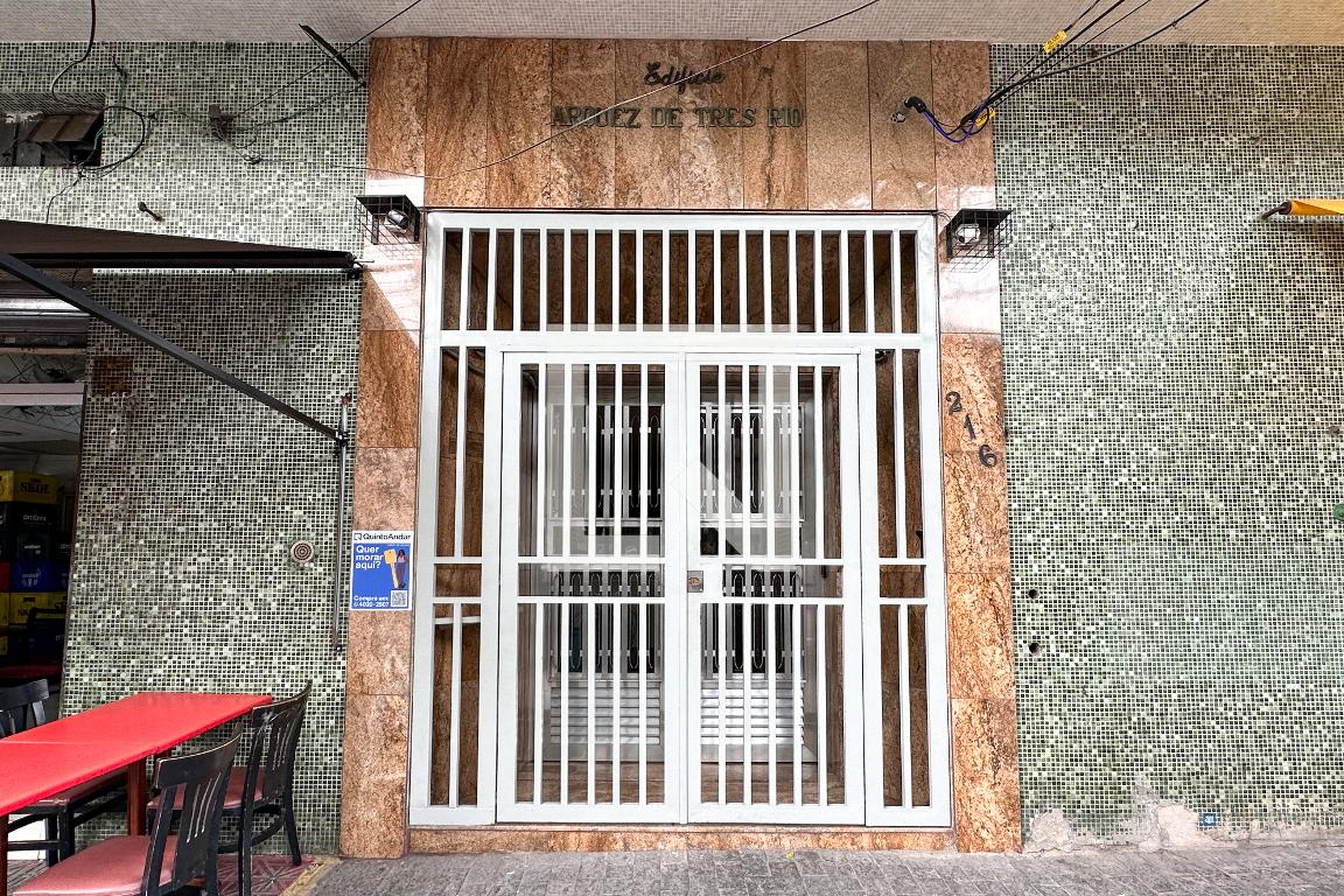 Fachada Edifício Marques de Tres Rios