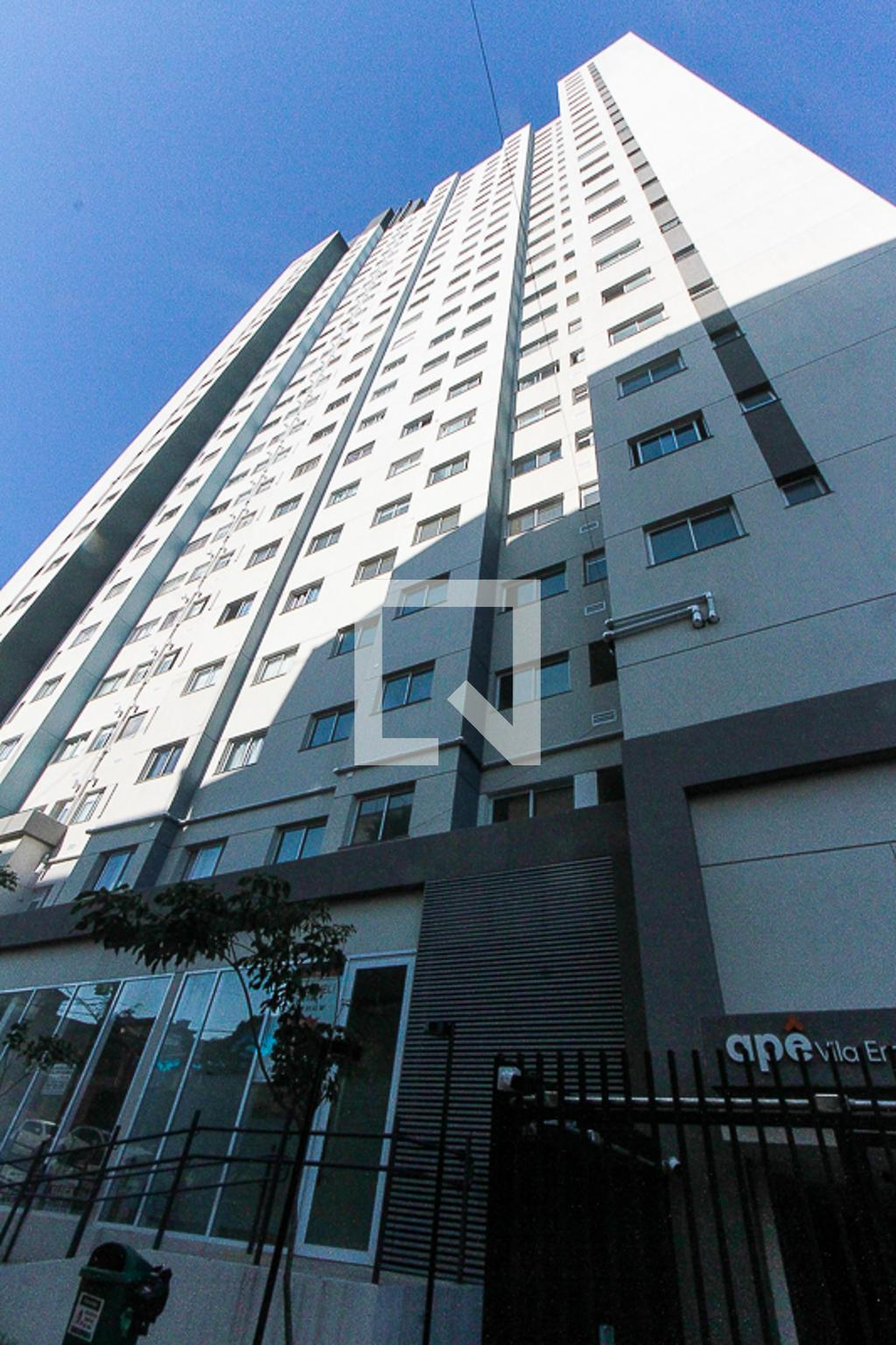 Fachada Condomínio Apê Vila Ema