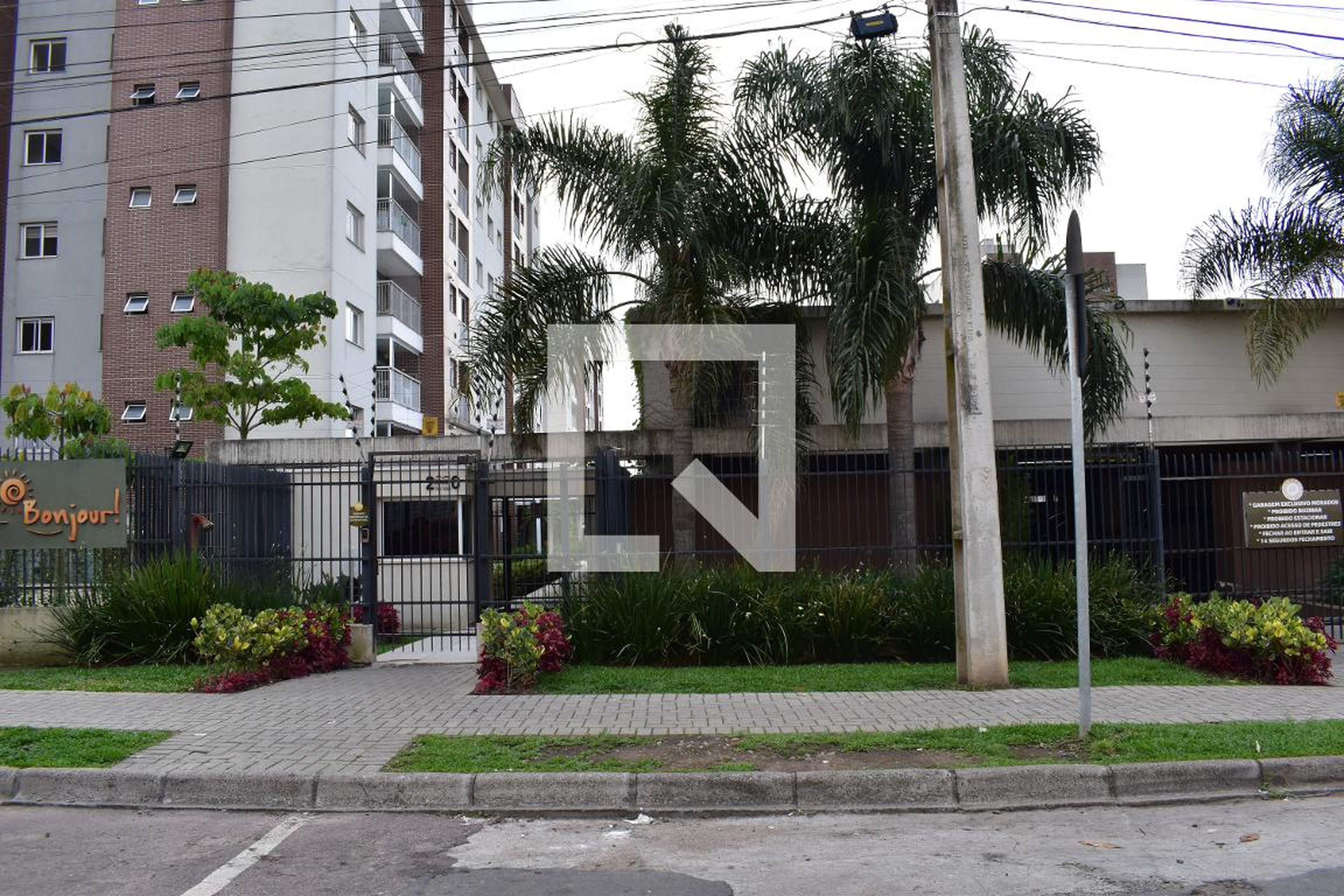 Fachada Condomínio Bonjour