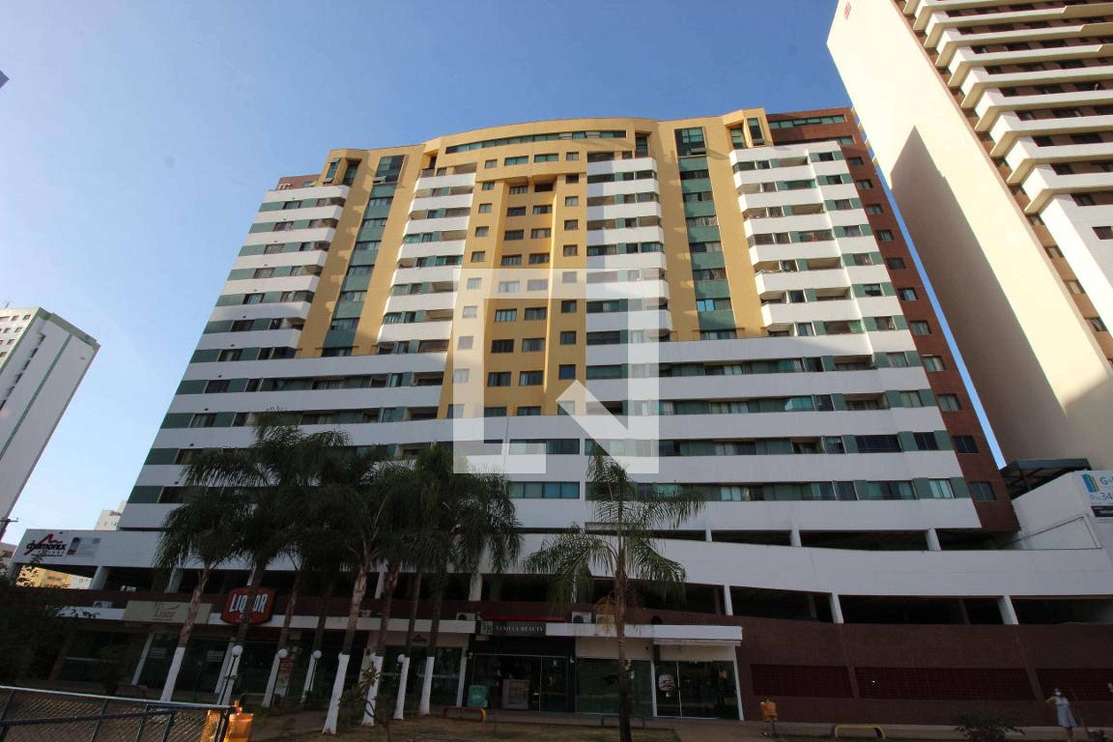 Fachada Condomínio Chamonix