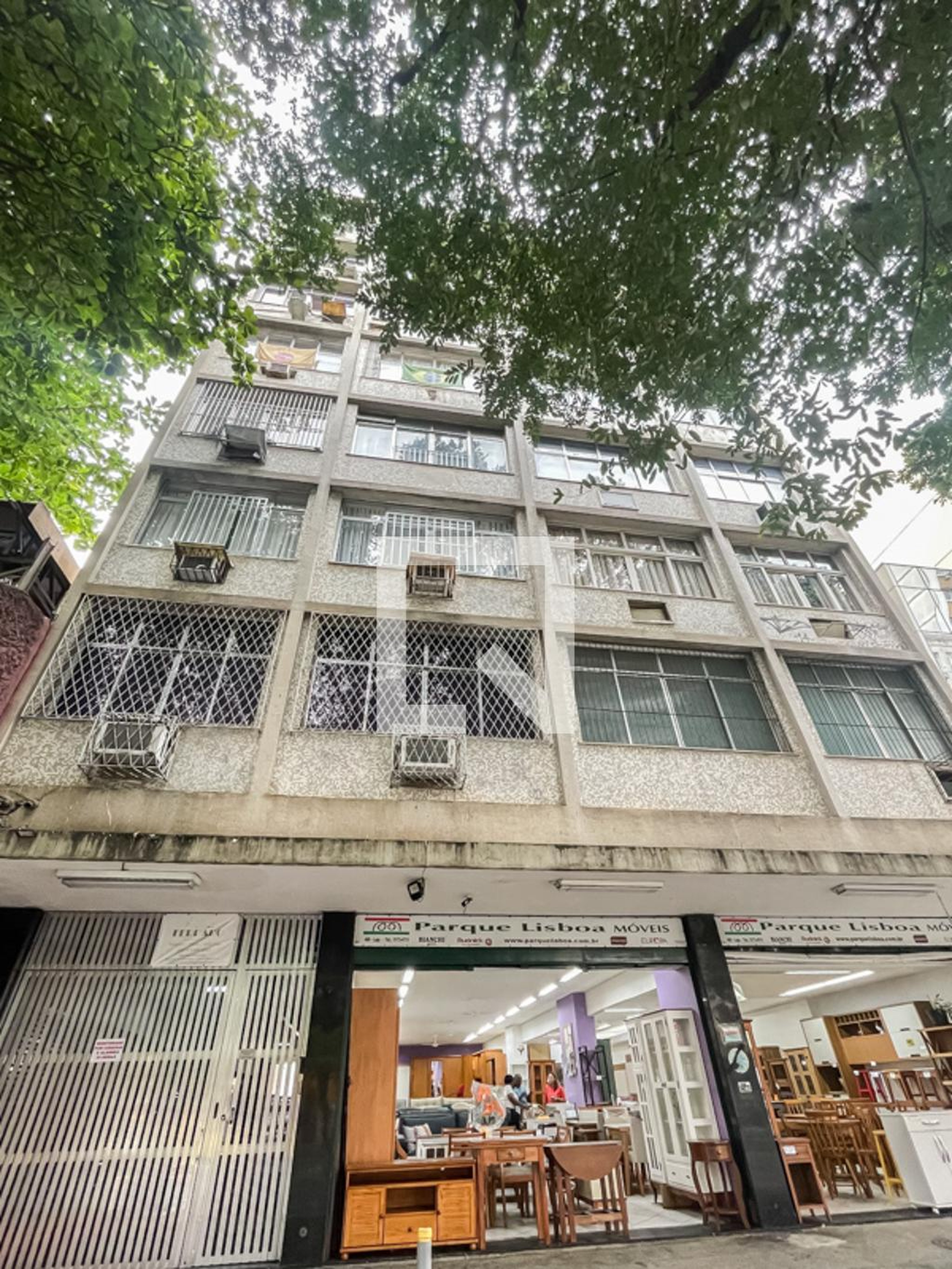 Fachada Condomínio em Rua Conde de Bonfim, 469