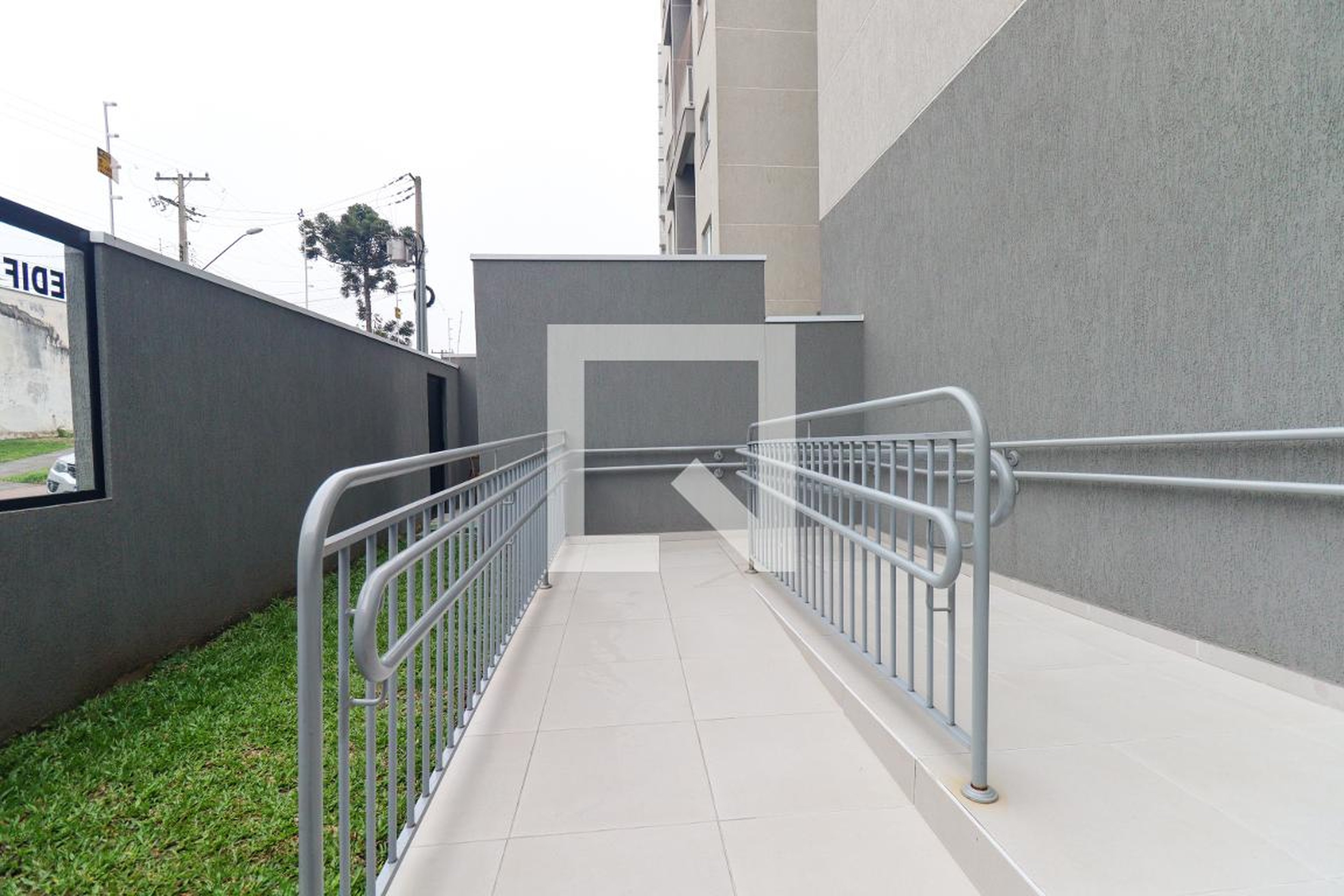 Área Externa Condomínio em Rua João Geara, 101