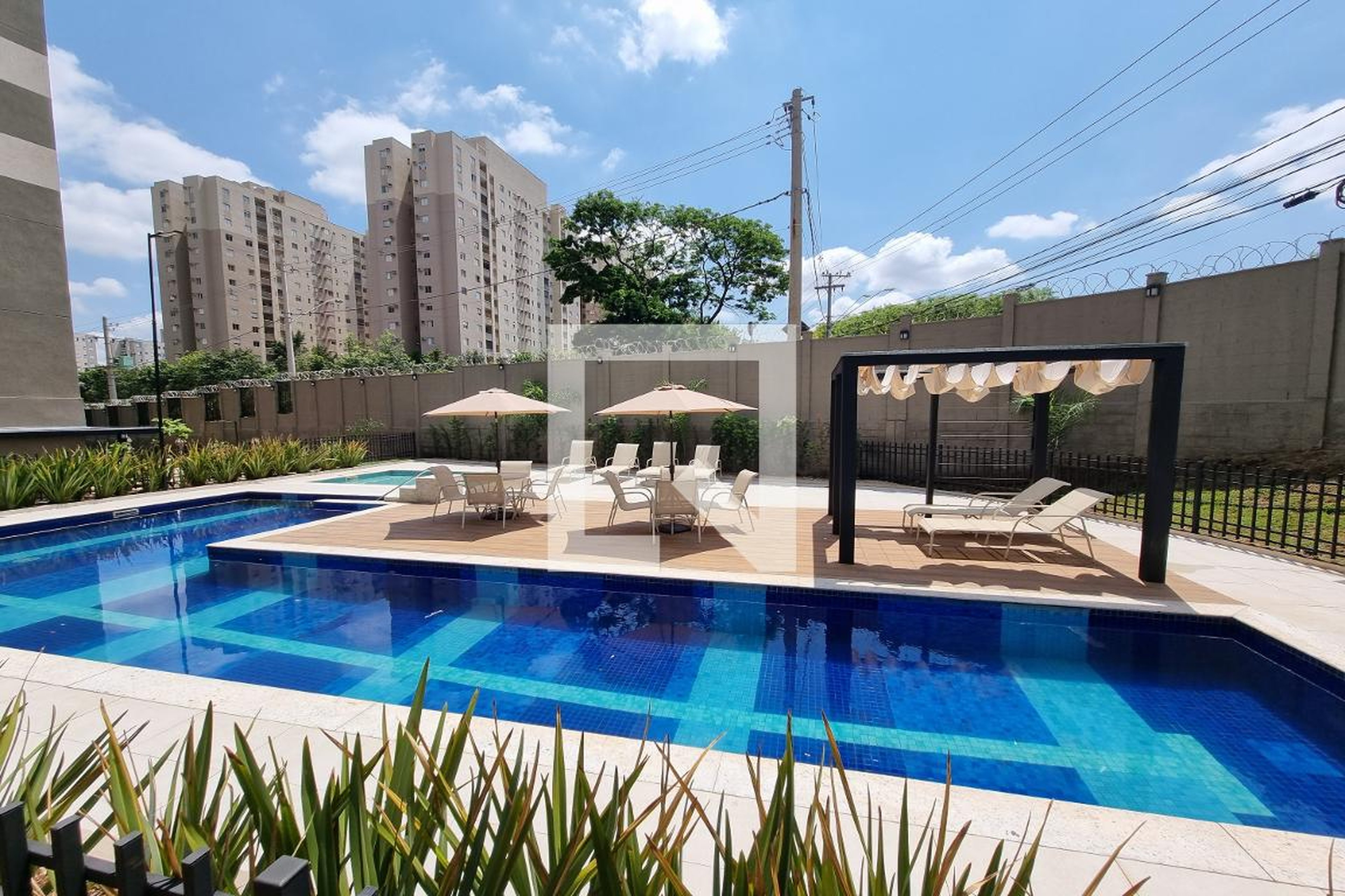 Piscina - UNA Caramuru