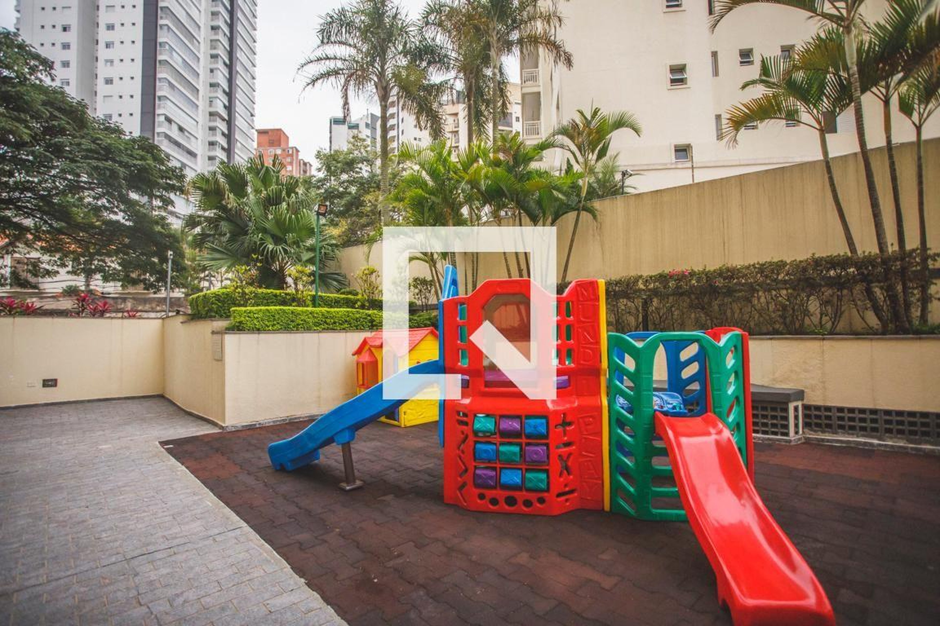 Playground - Edificio Scalla