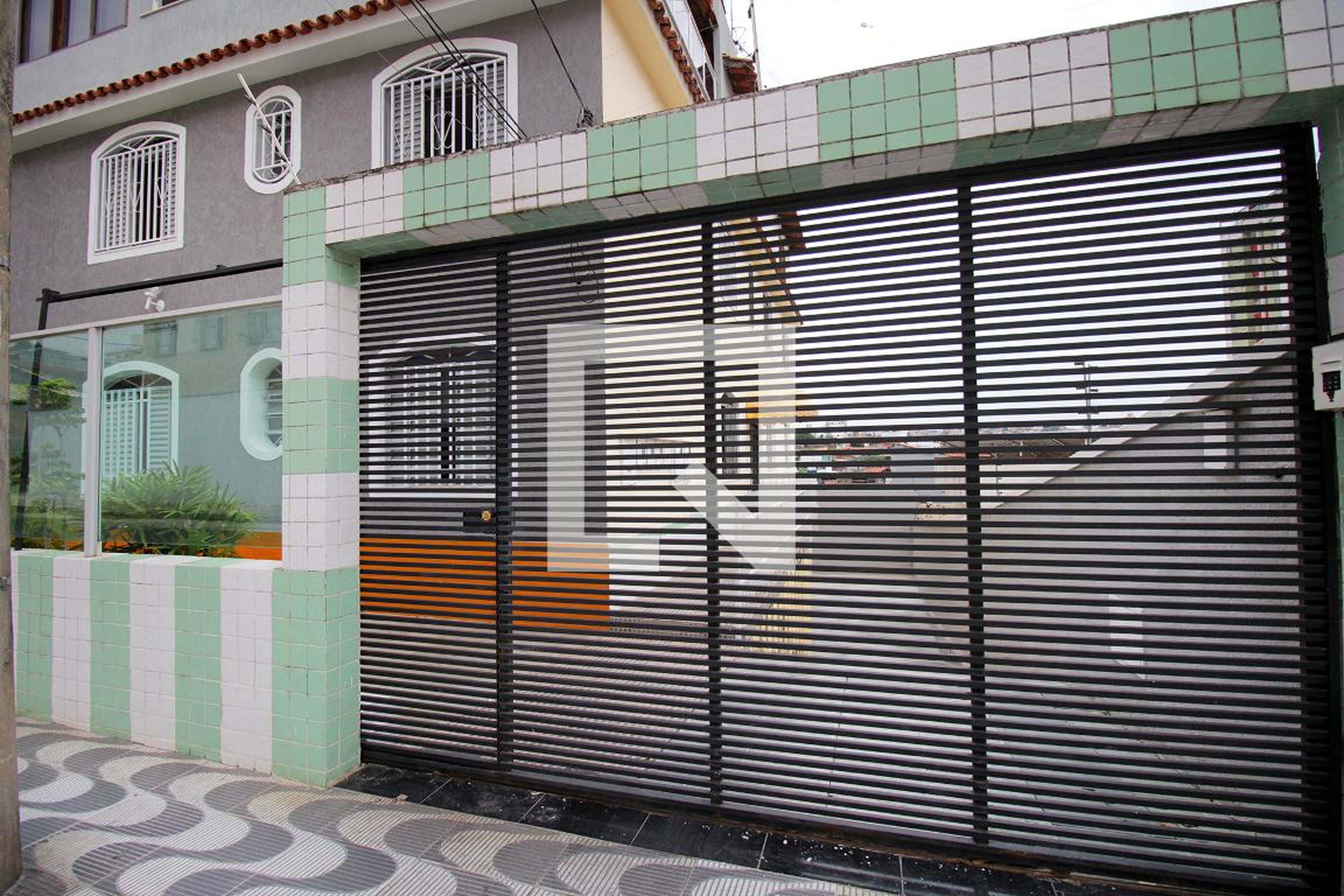 Fachada Condomínio em Rua Joaquim Francisco da Silveira, 305