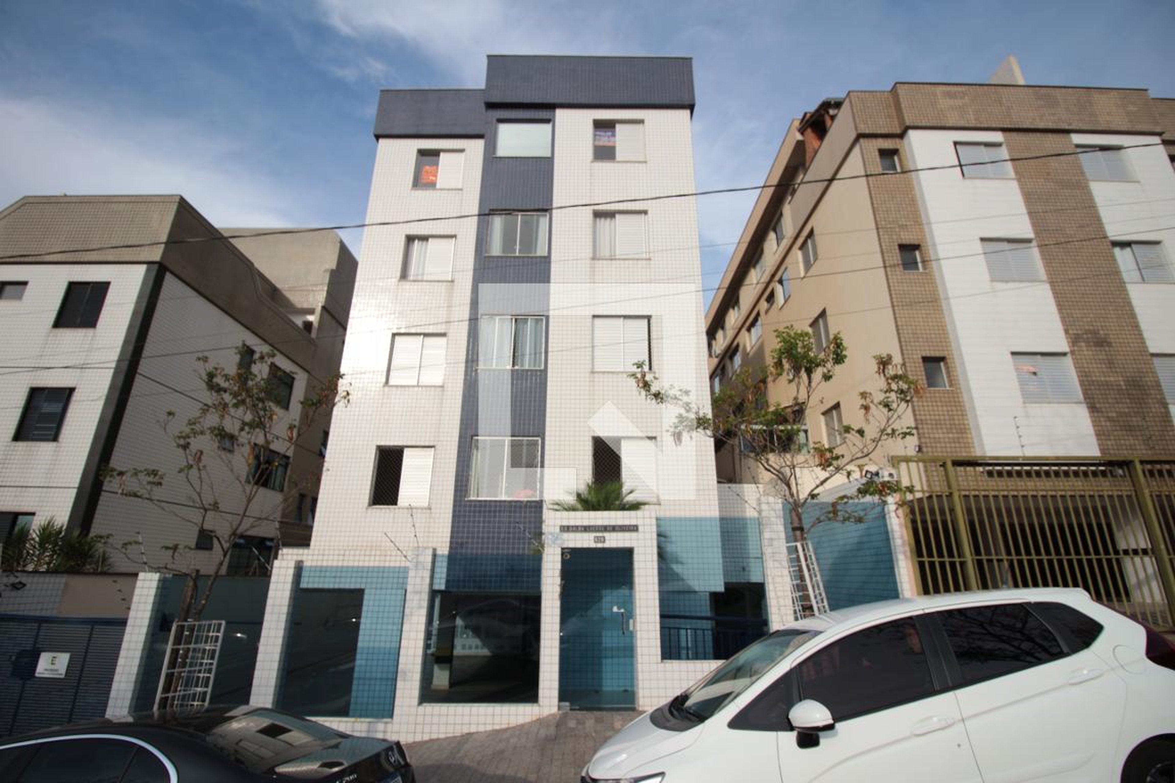 Fachada Condomínio em Avenida Maurete José dos Santos, 95