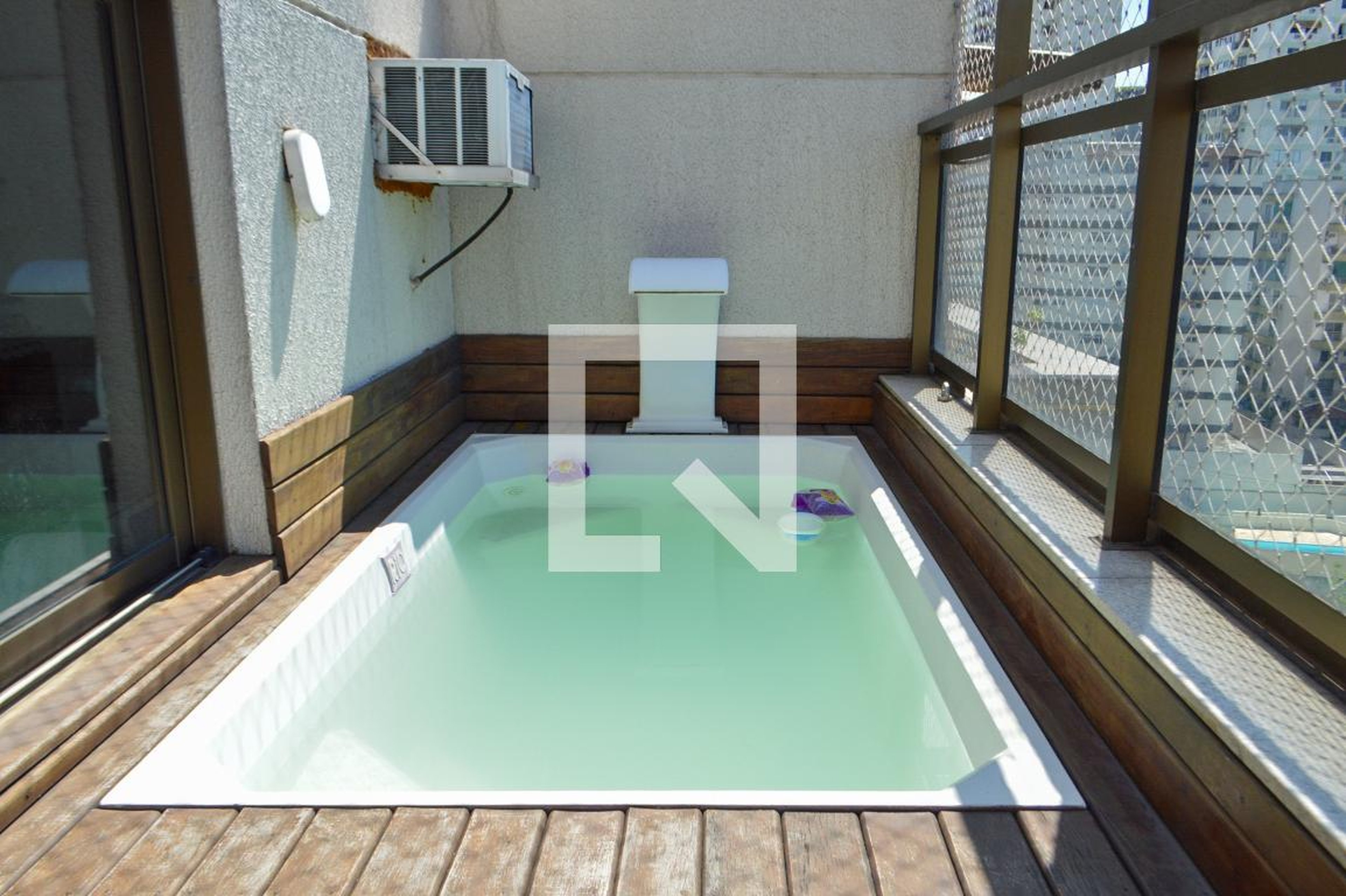 Piscina - Líbero