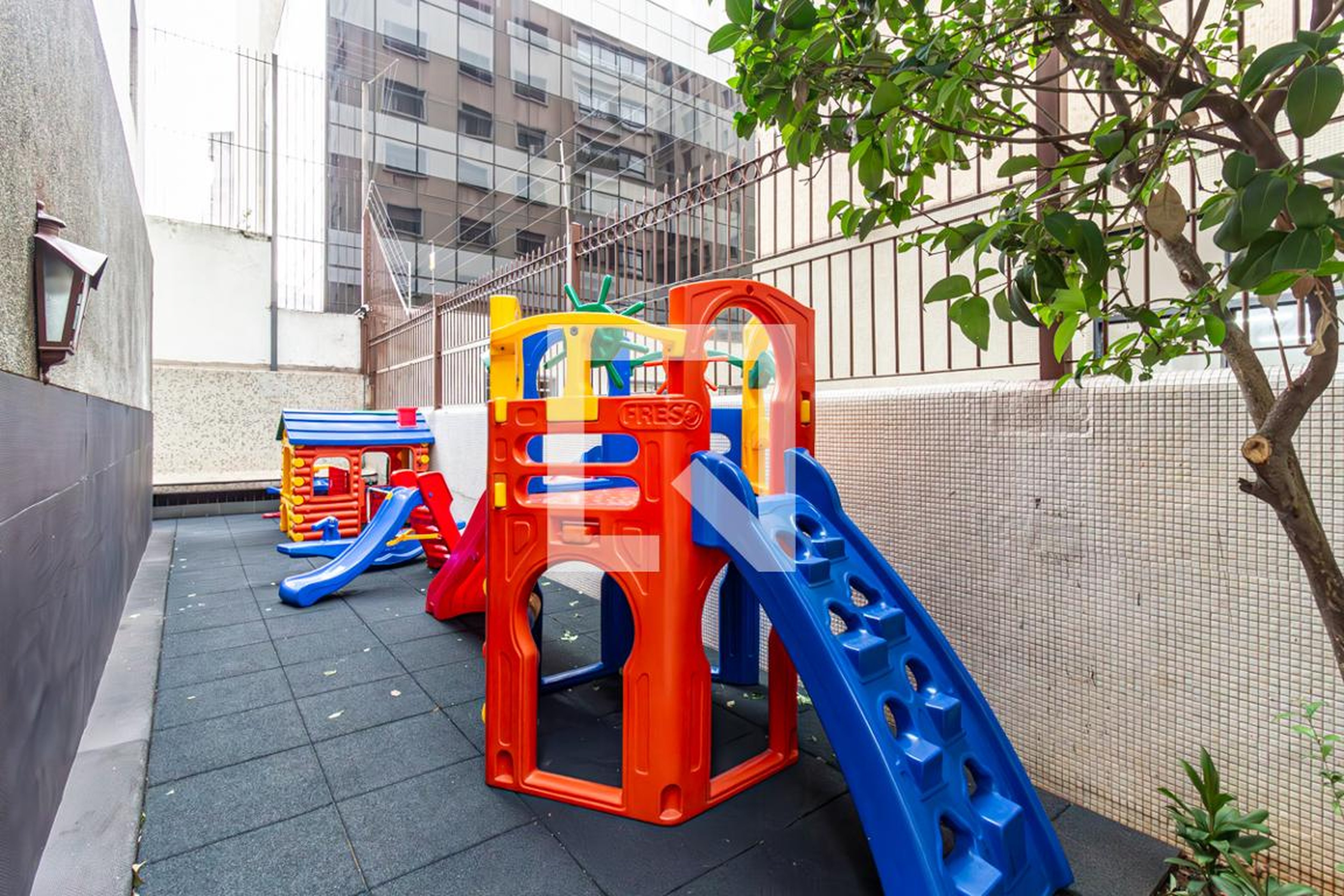 Playground - Edifício Charrier