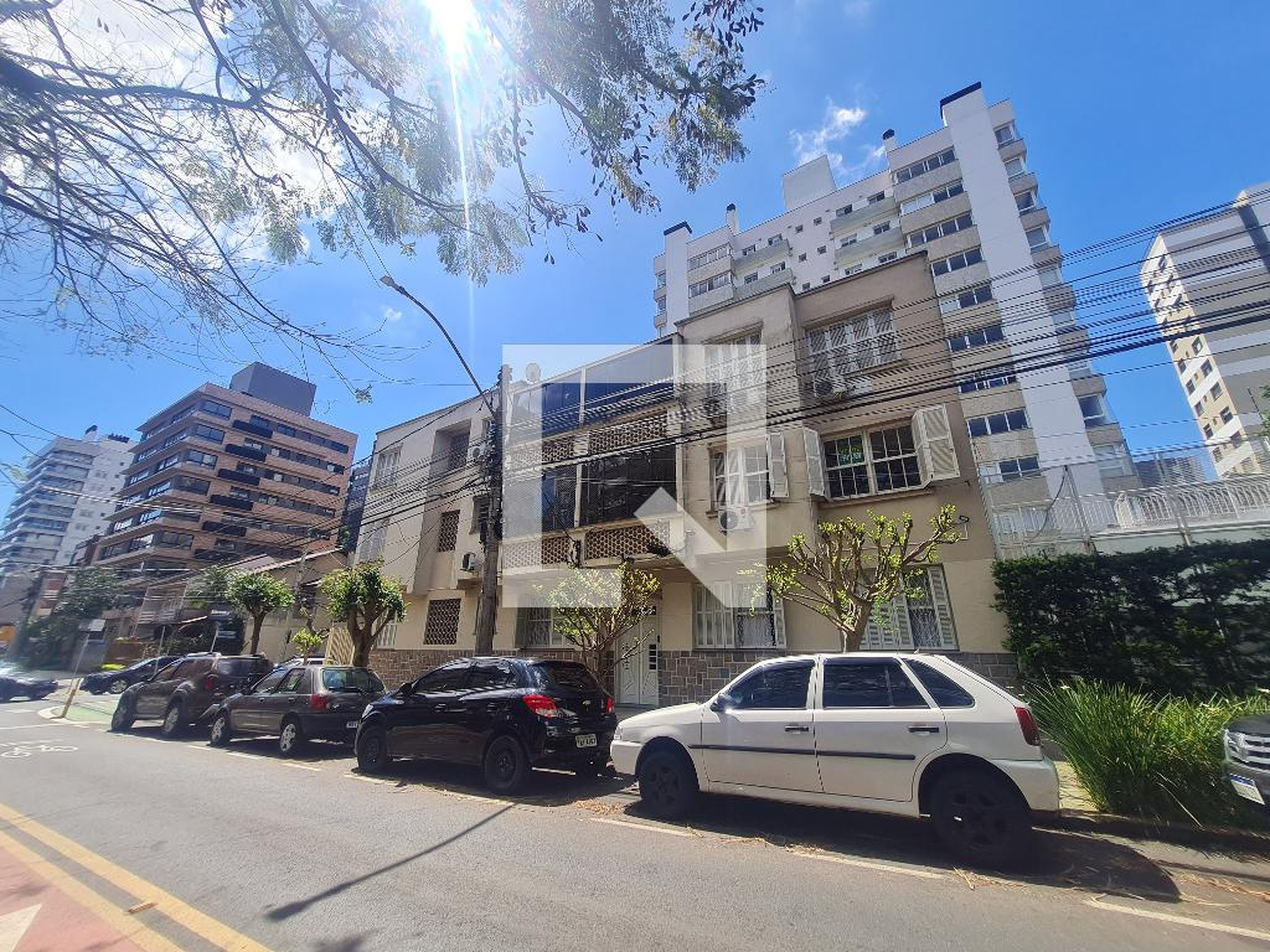 Fachada Condomínio em Avenida Guaporé, 175