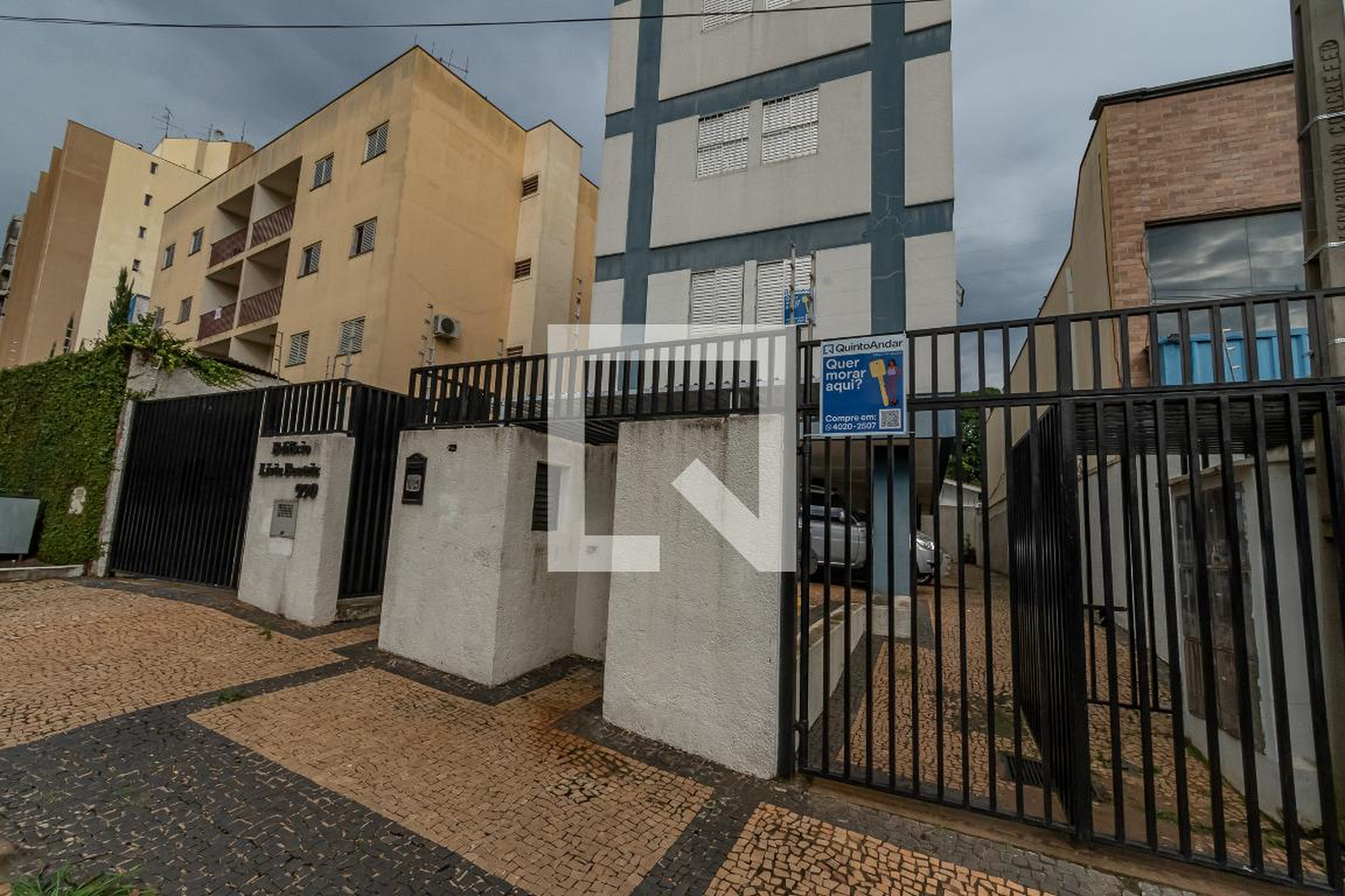 Fachada do Prédio Condomínio Lívia Beatriz