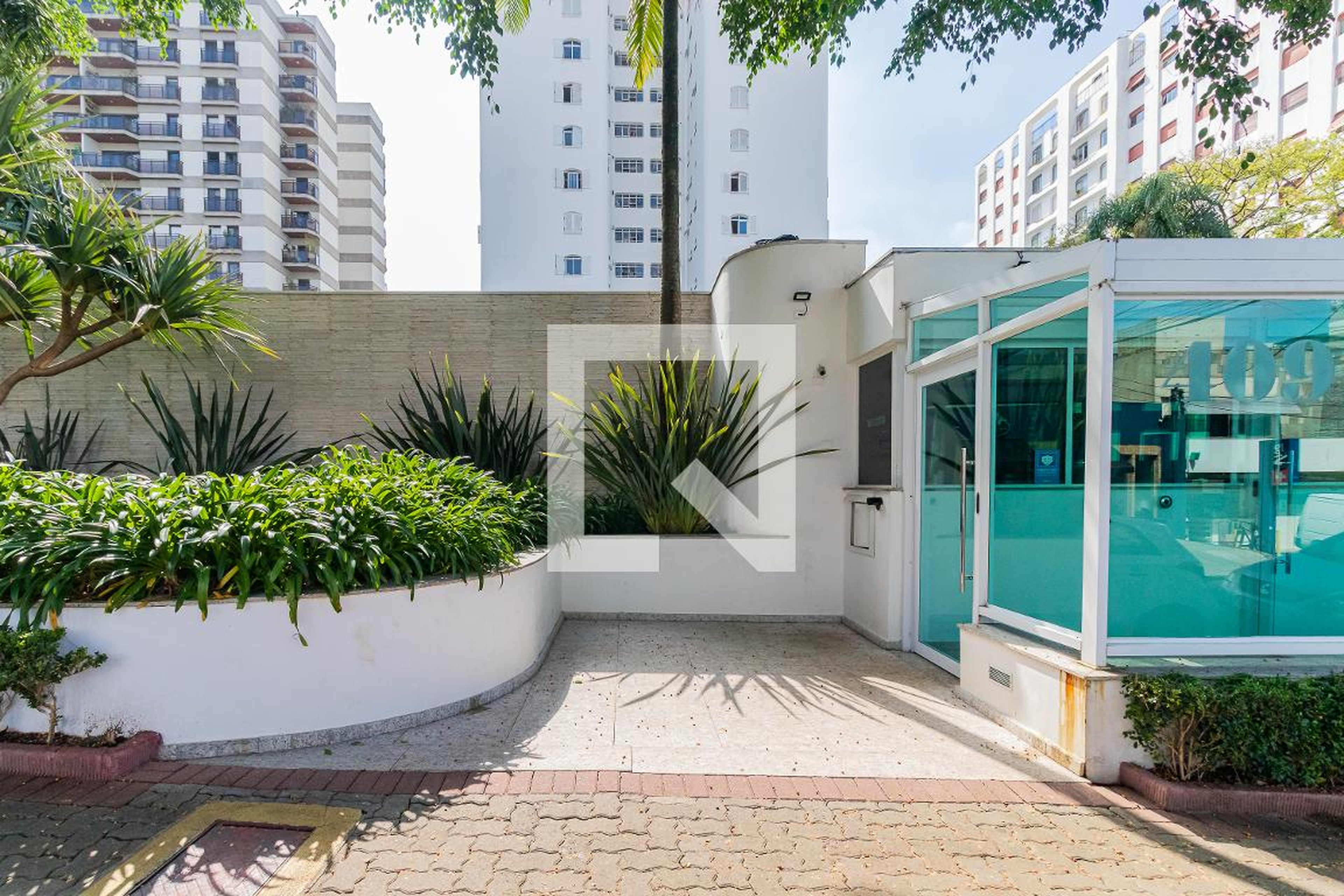 Fachada do Condomínio Condomínio Jardim Mediterrâneo