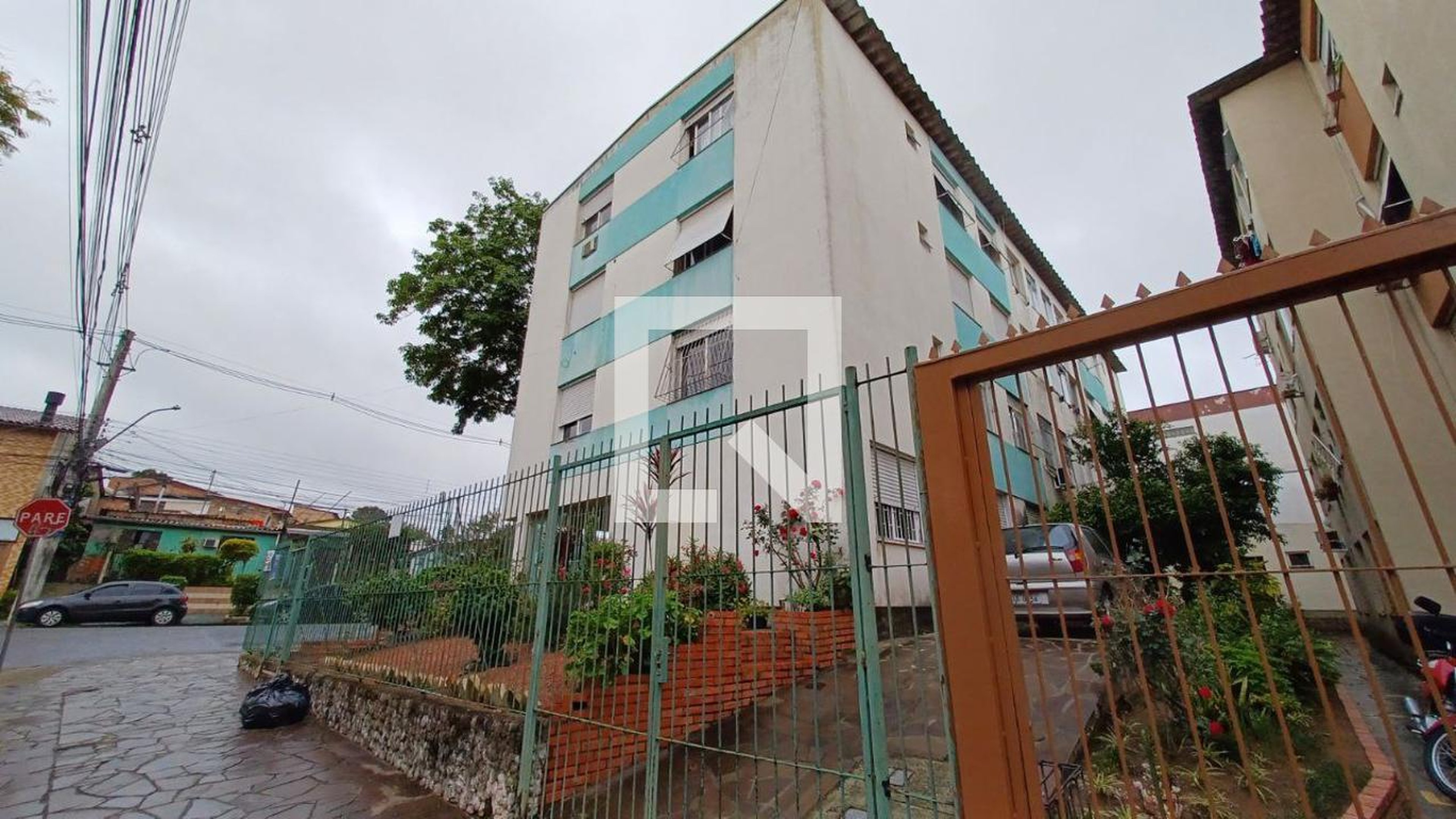 Fachada Condomínio em Rua Ângelo Crivellaro, 725