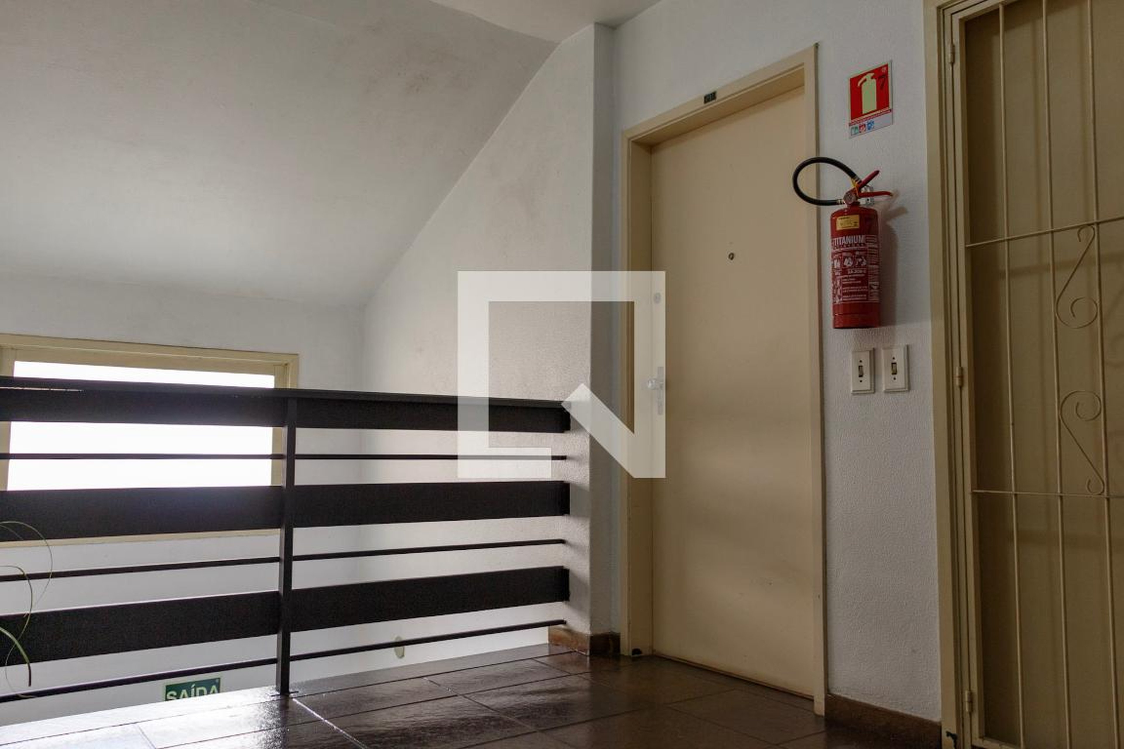 Hall social - Andarai Mangueira Vila Izabel