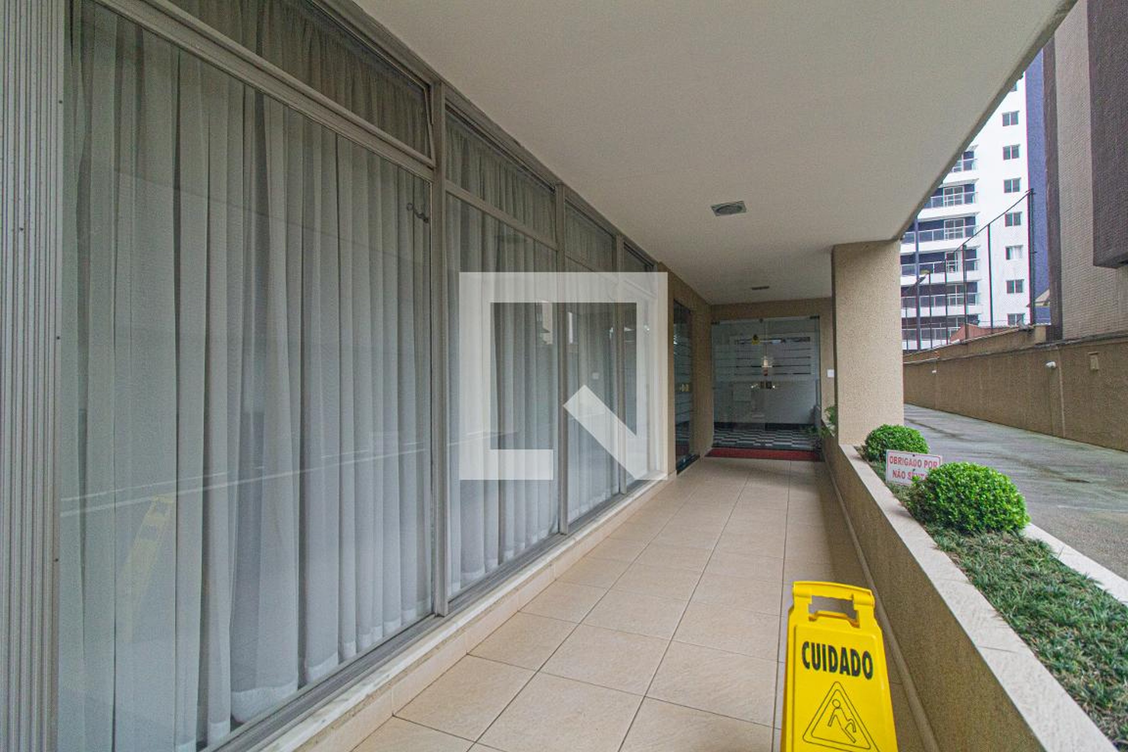 Entrada - Edifício Igaratá