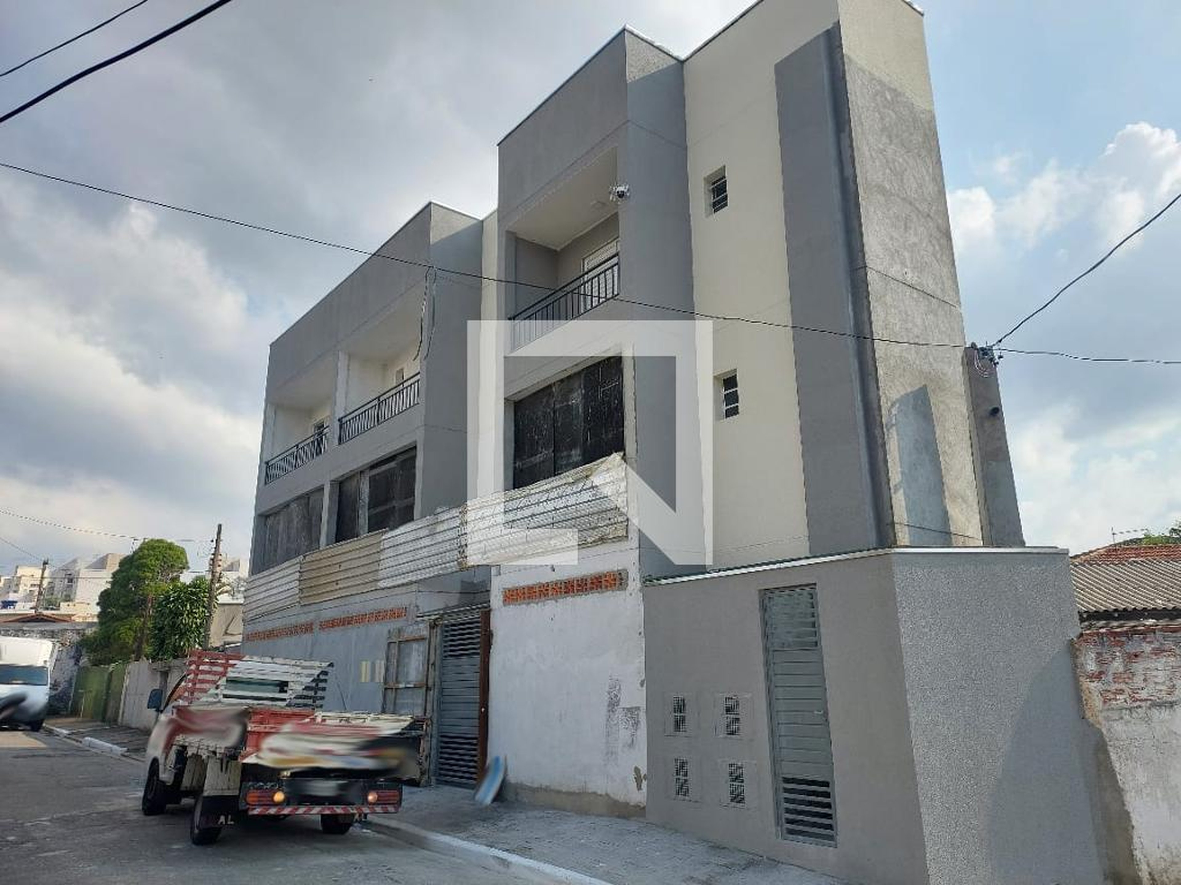 Fachada do Prédio Condomínio em Rua João de Betanzos, 170