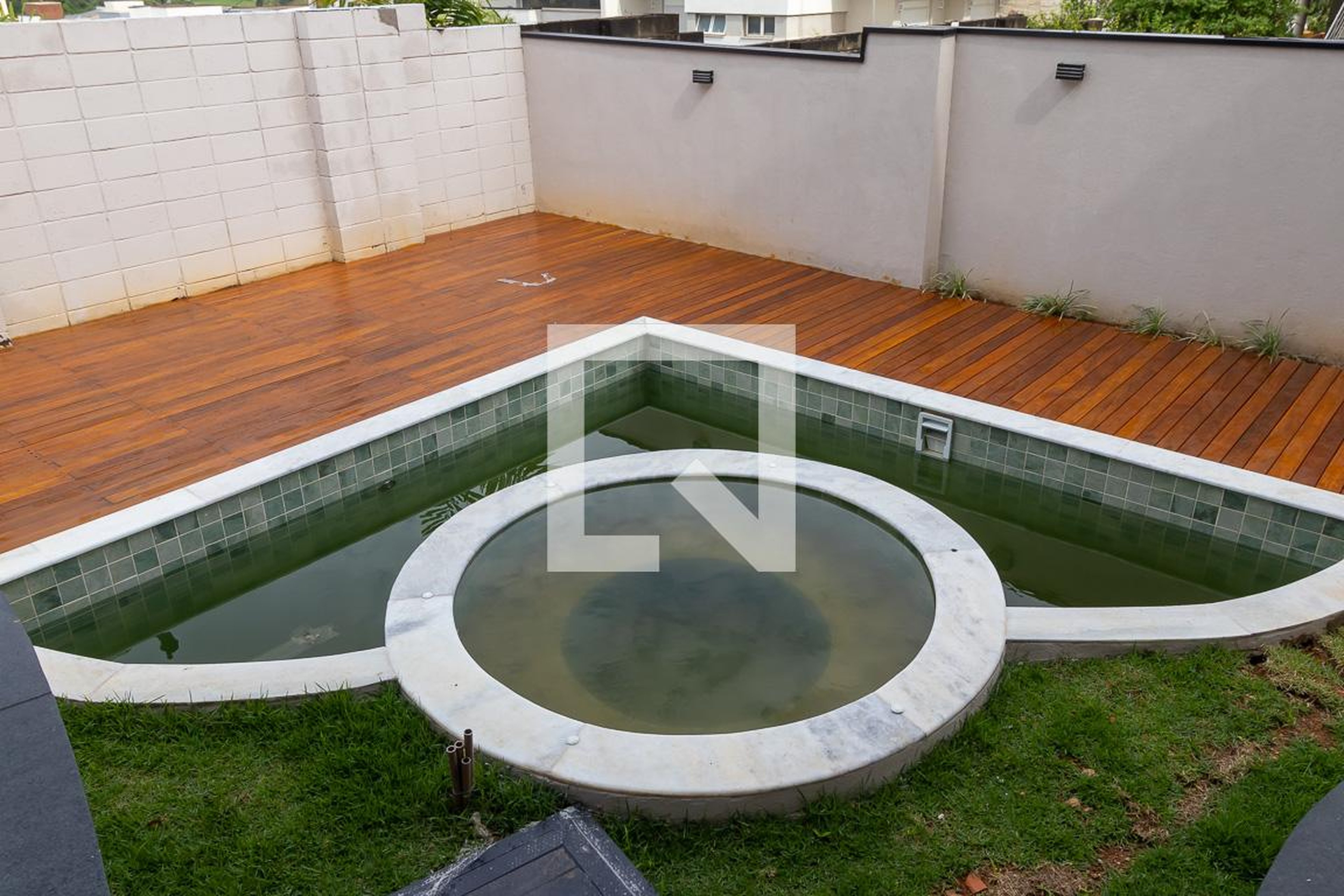 Piscina - Swiss Park ST Moritz