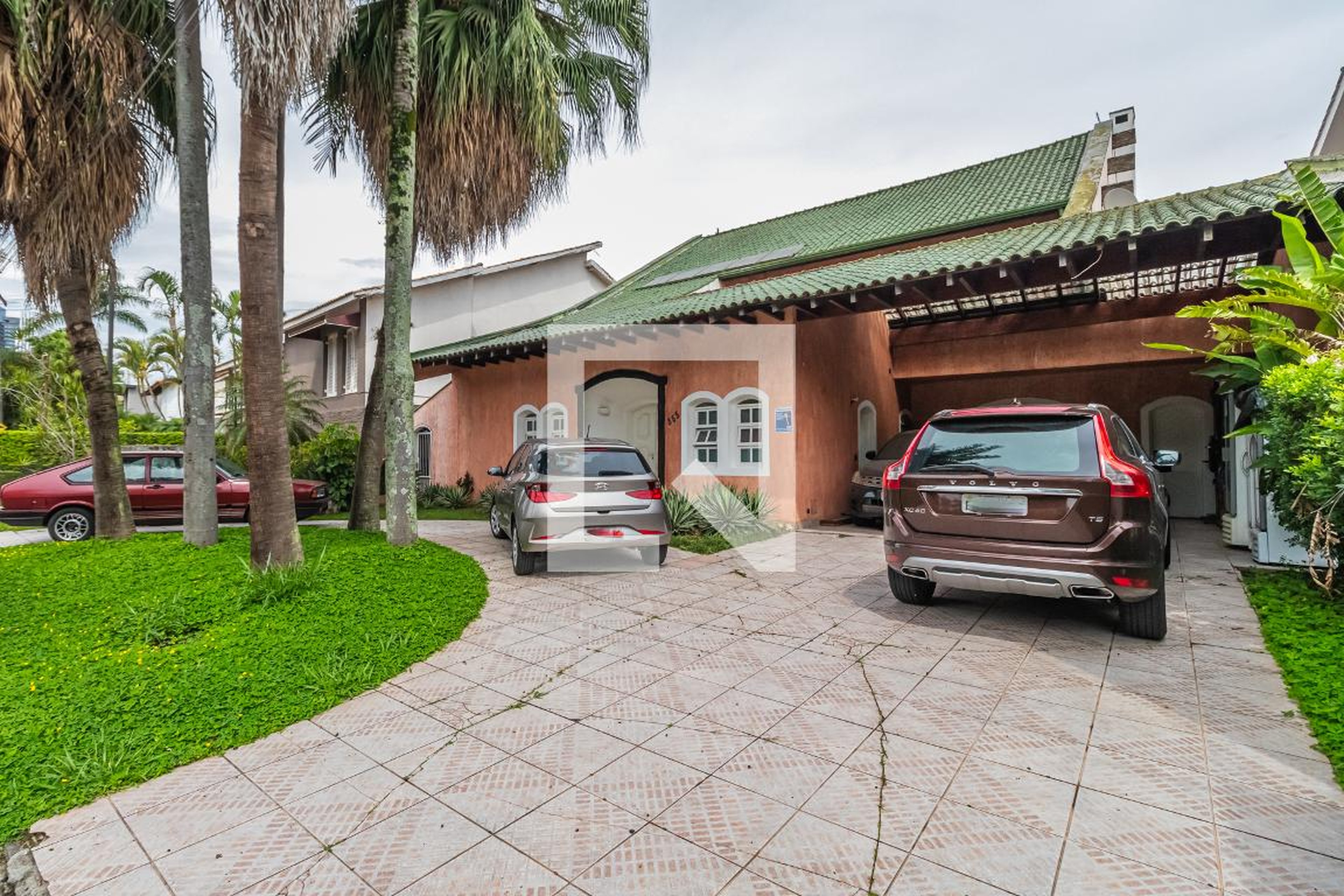 Fachada Condomínio em Alameda República Dominicana, 555