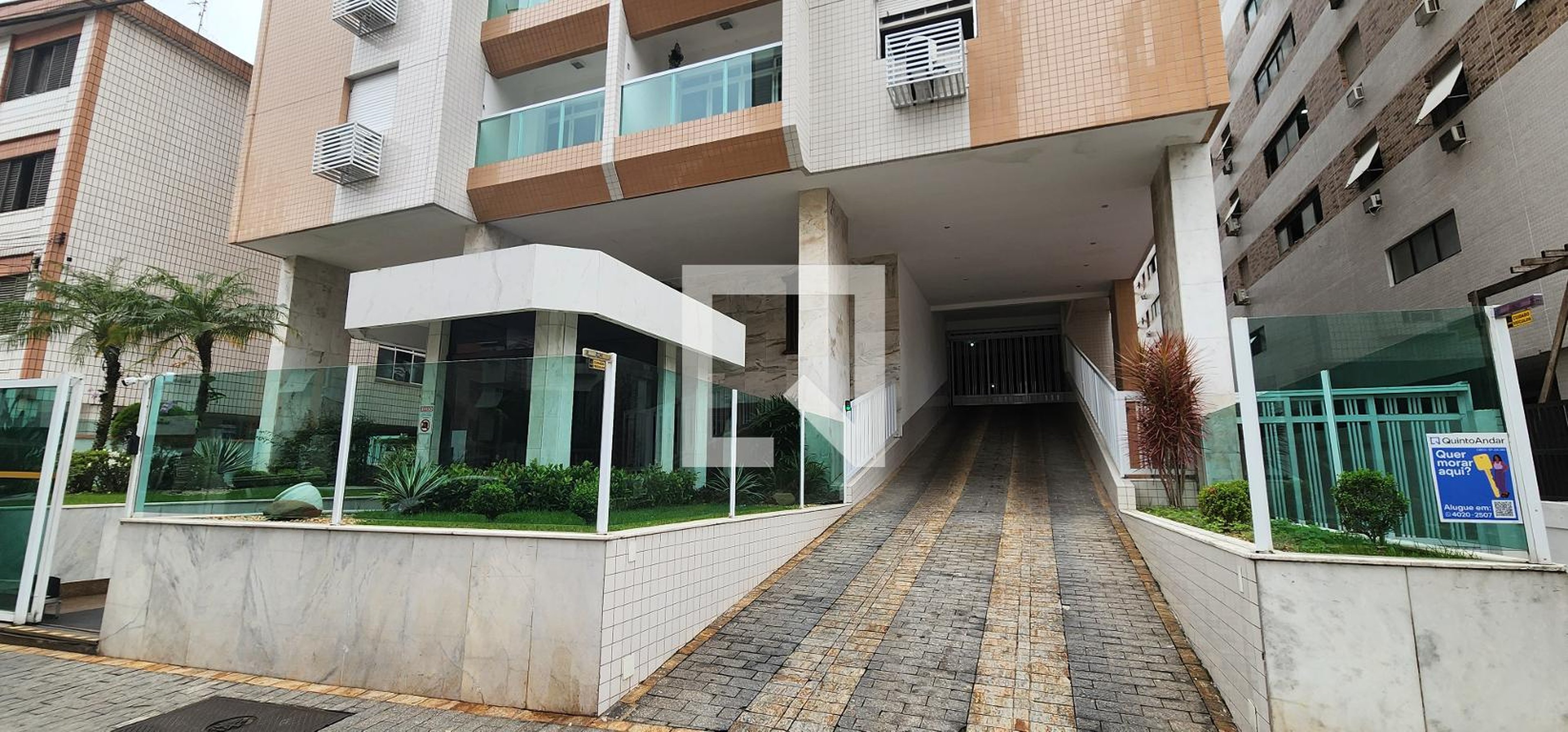 Fachada Condomínio Vilaine