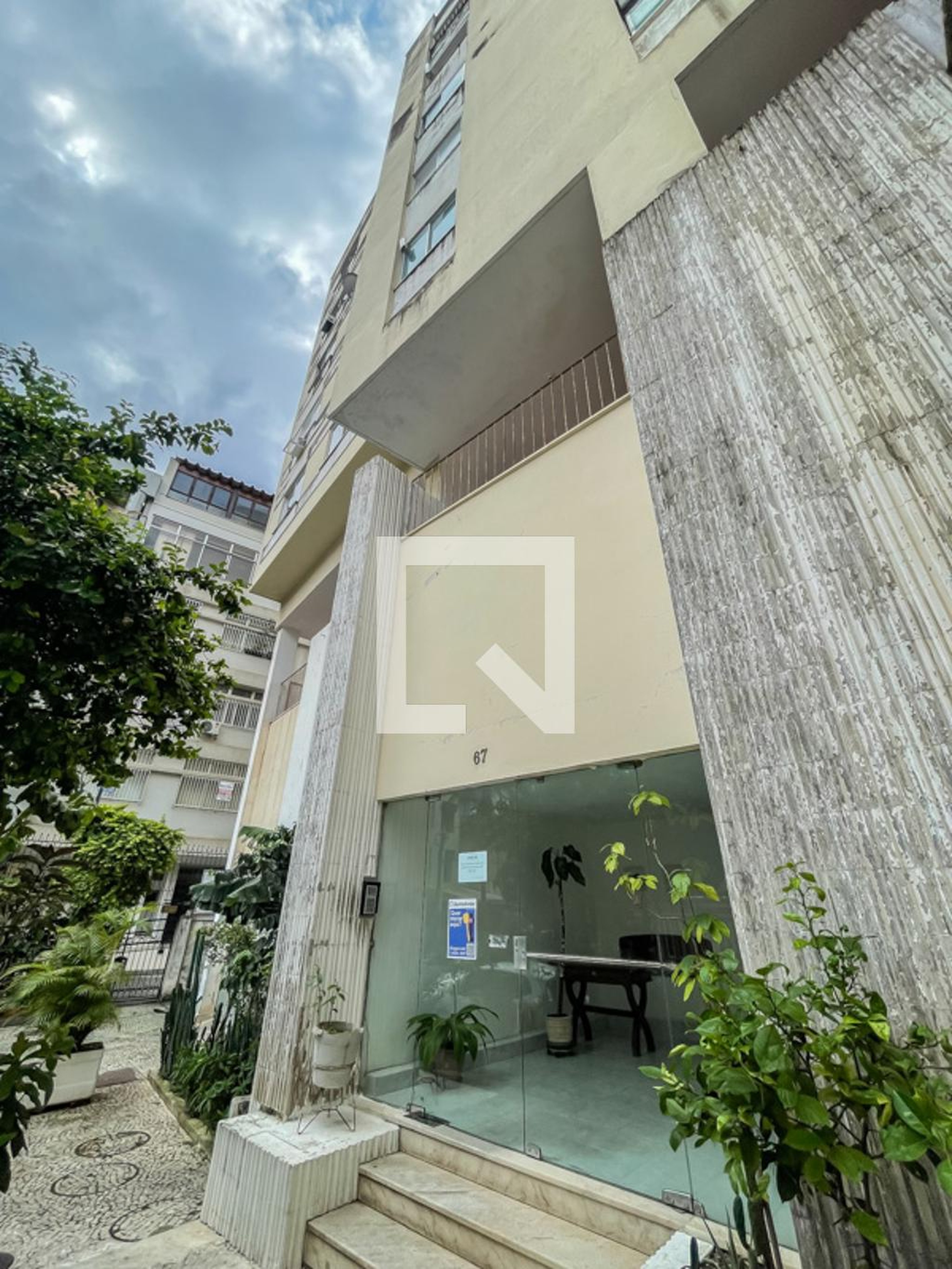 Fachada Condomínio Carlos de Laet