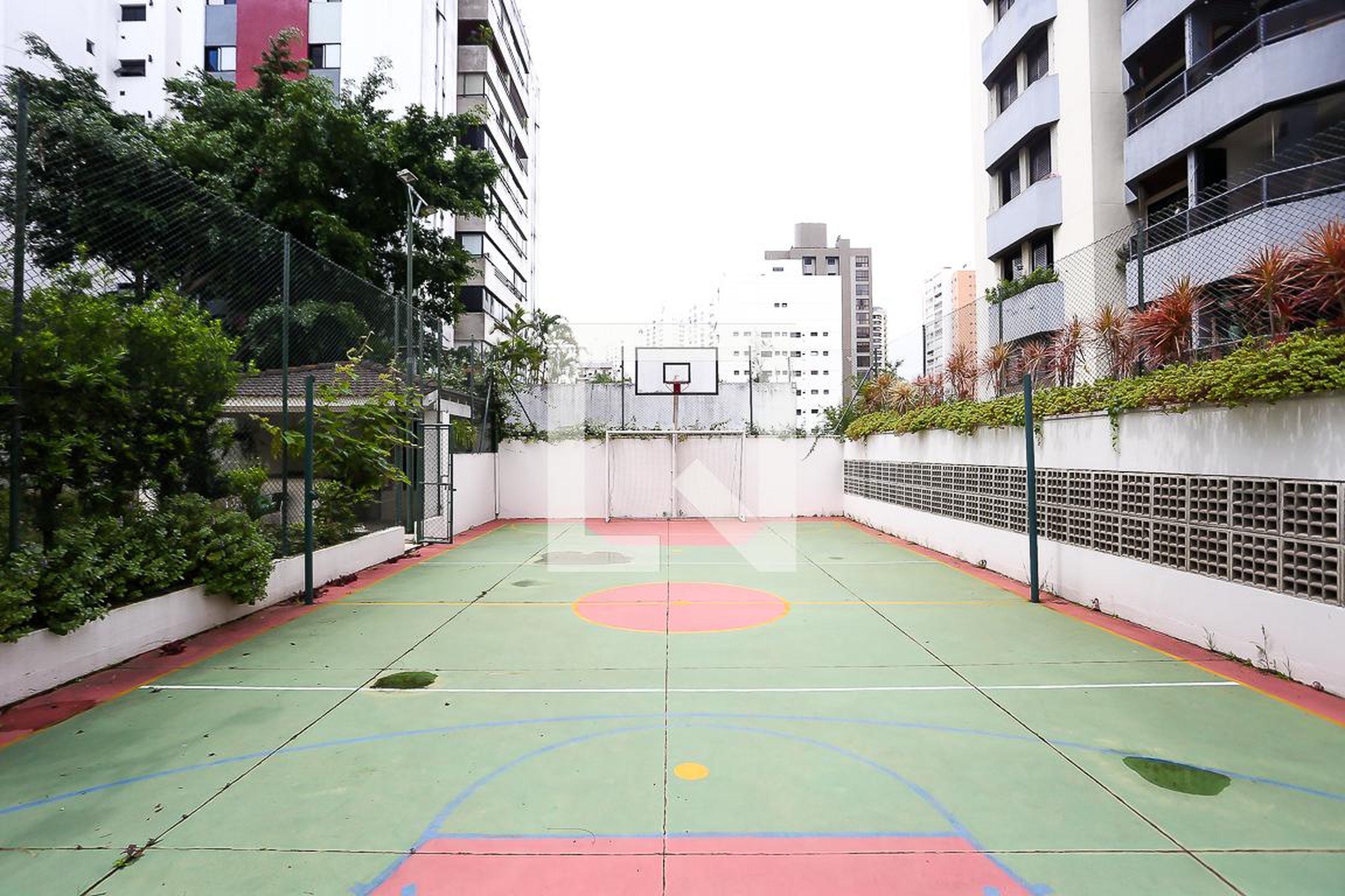 Quadra Esportiva - Casa Real