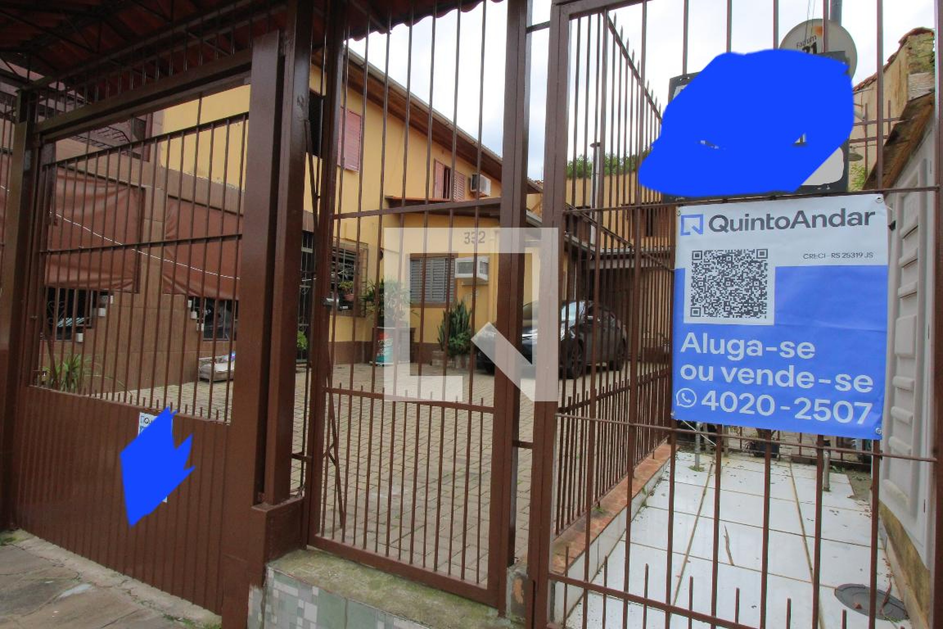 Fachada Condomínio em Rua Aristides Rosa, 332