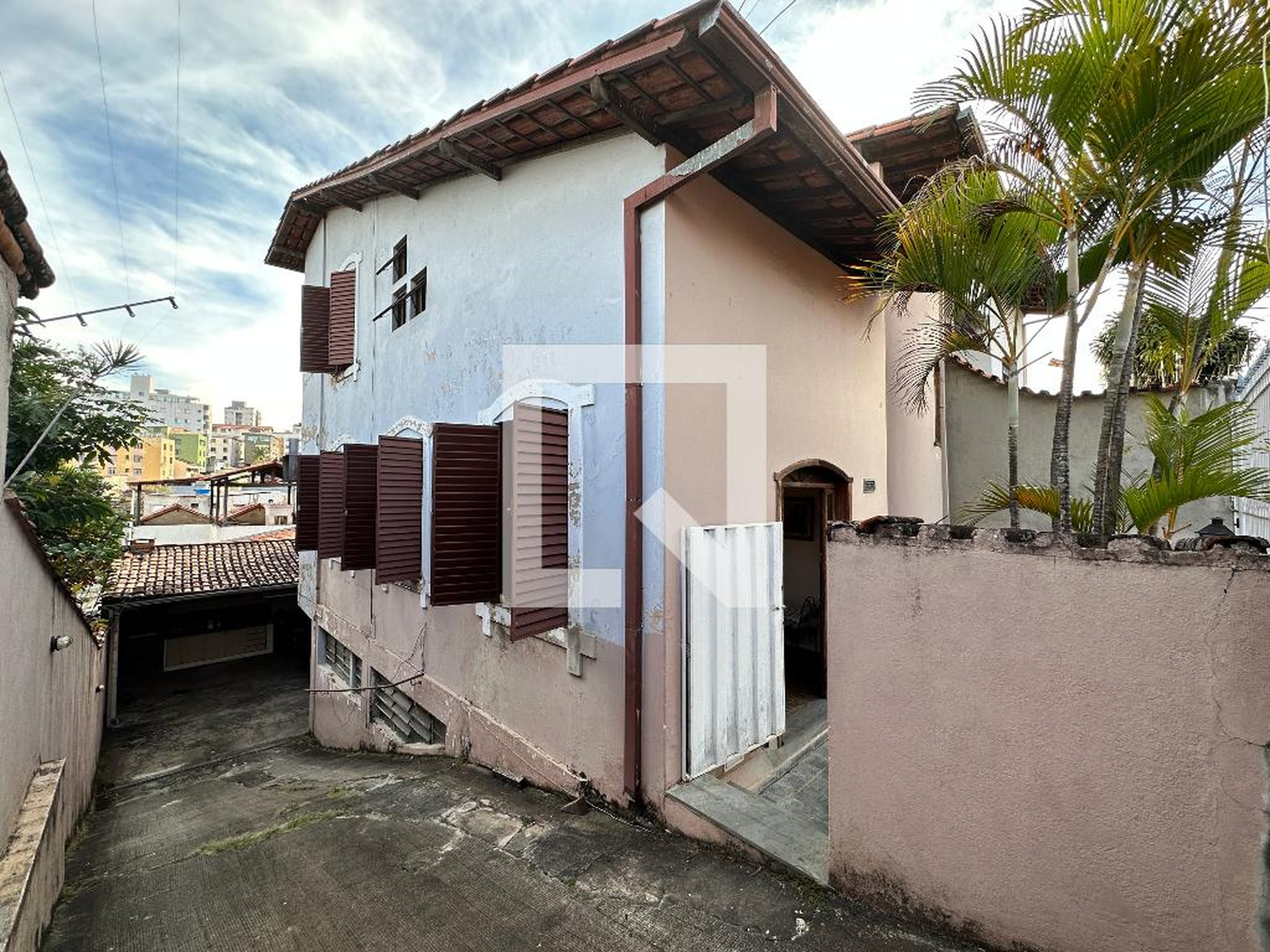 Área Externa Condomínio em Rua Perdizes, 729